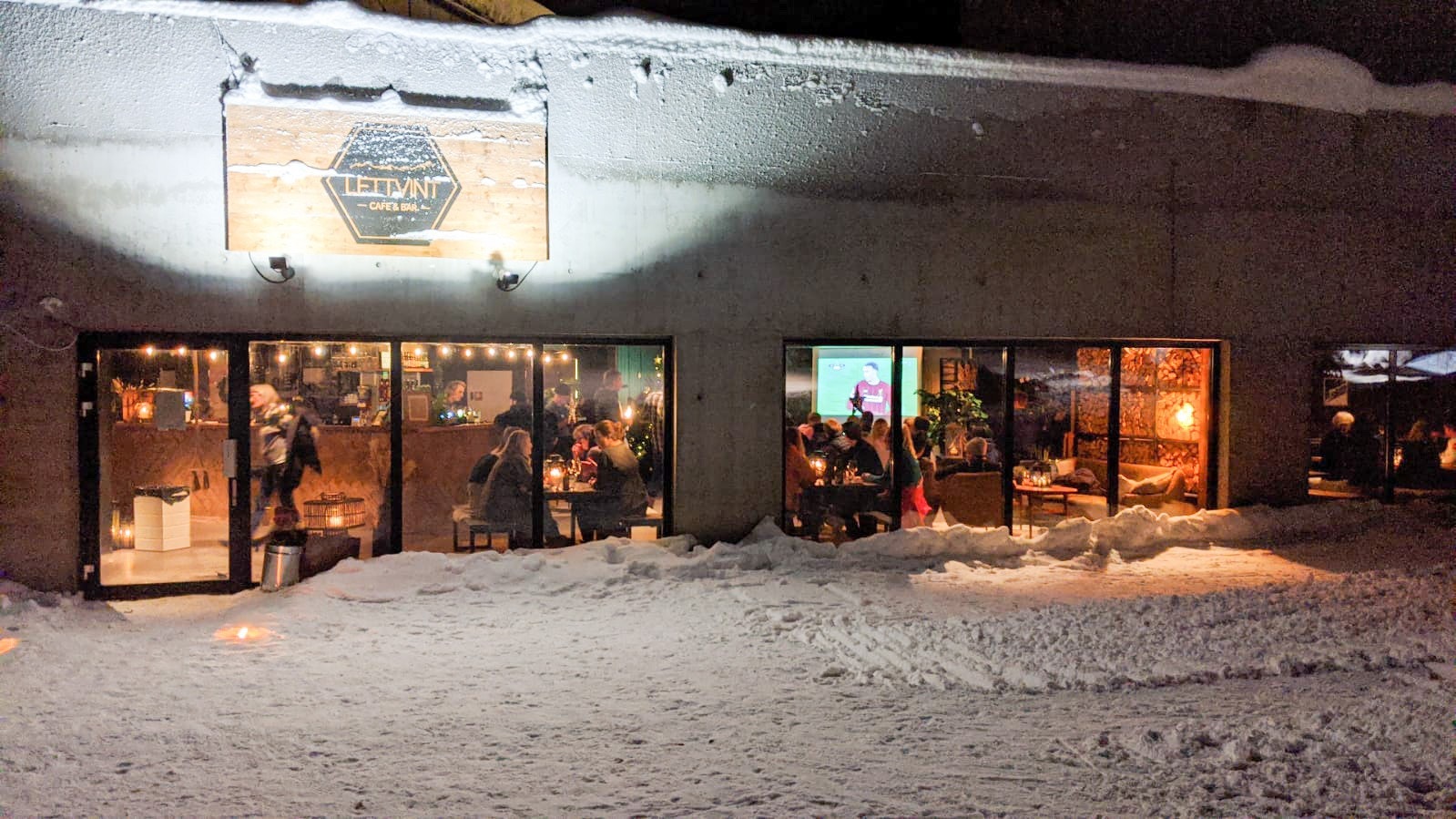 Lettvint Bar & Cafe Galleribilde