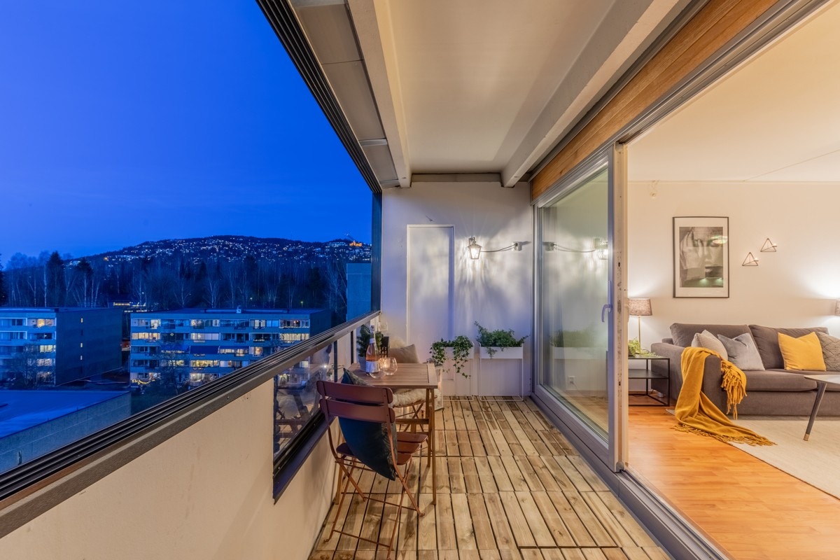 Balkongen er innglasset og måler ca. 10 kvm Galleribilde