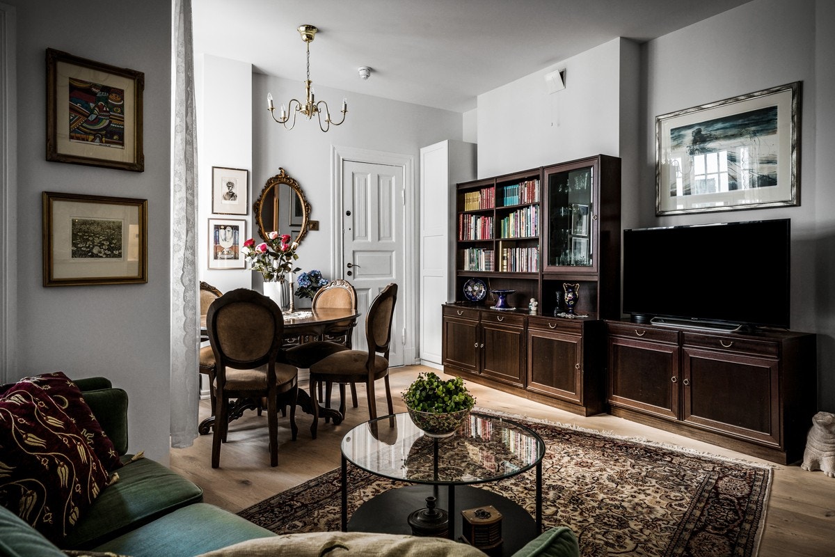 Stue i bi-leilighet. Galleribilde