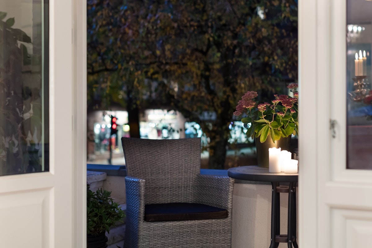 Leiligheten ligger i frodige omgivelser. Galleribilde