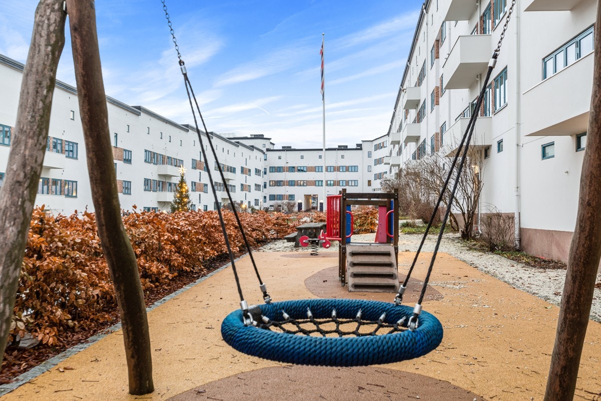 Borettslaget har en egen hagegruppe som vedlikeholder mye av bakgården Galleribilde