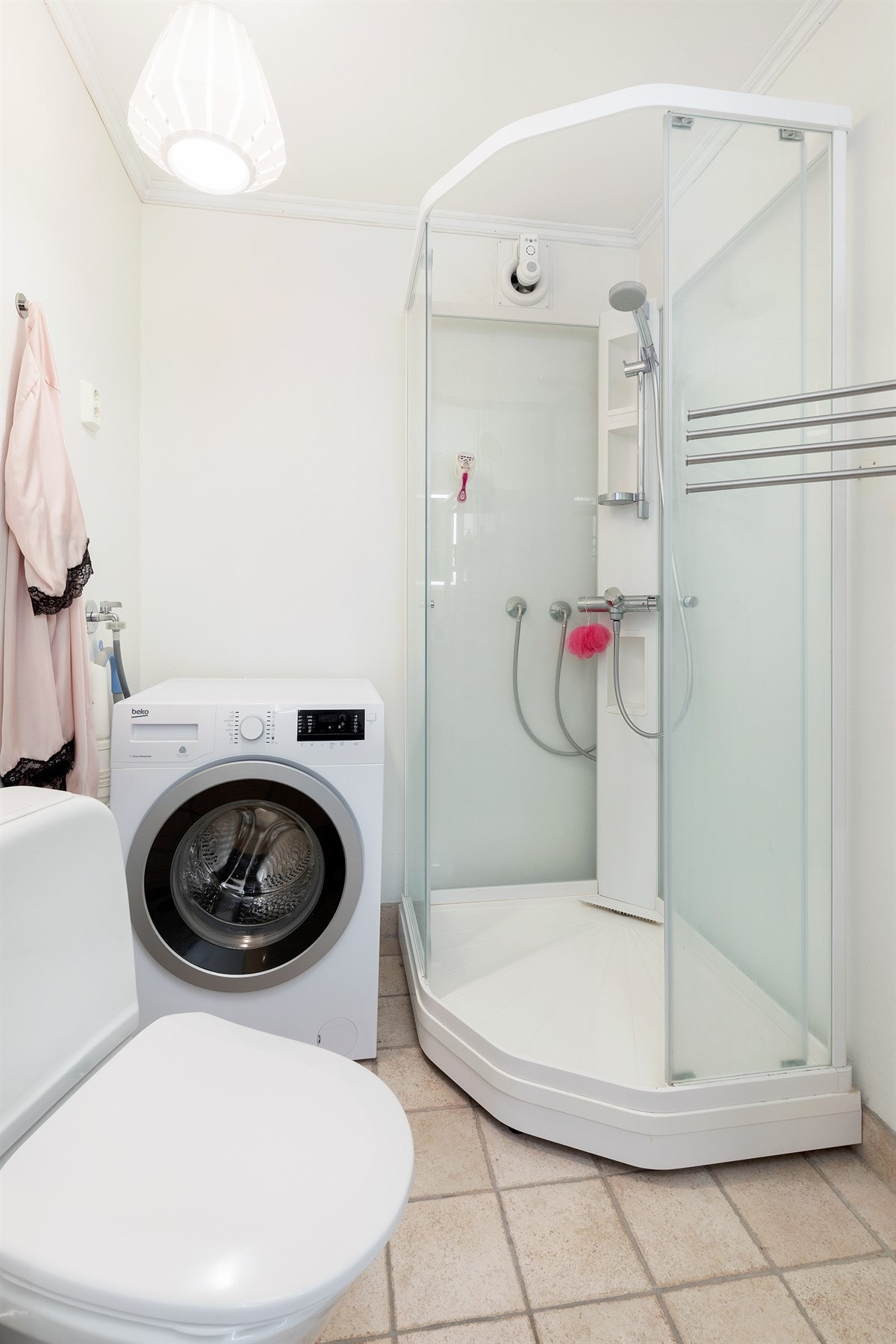 Opplegg til vaskemaskin (Medfølger ikke salget) Galleribilde