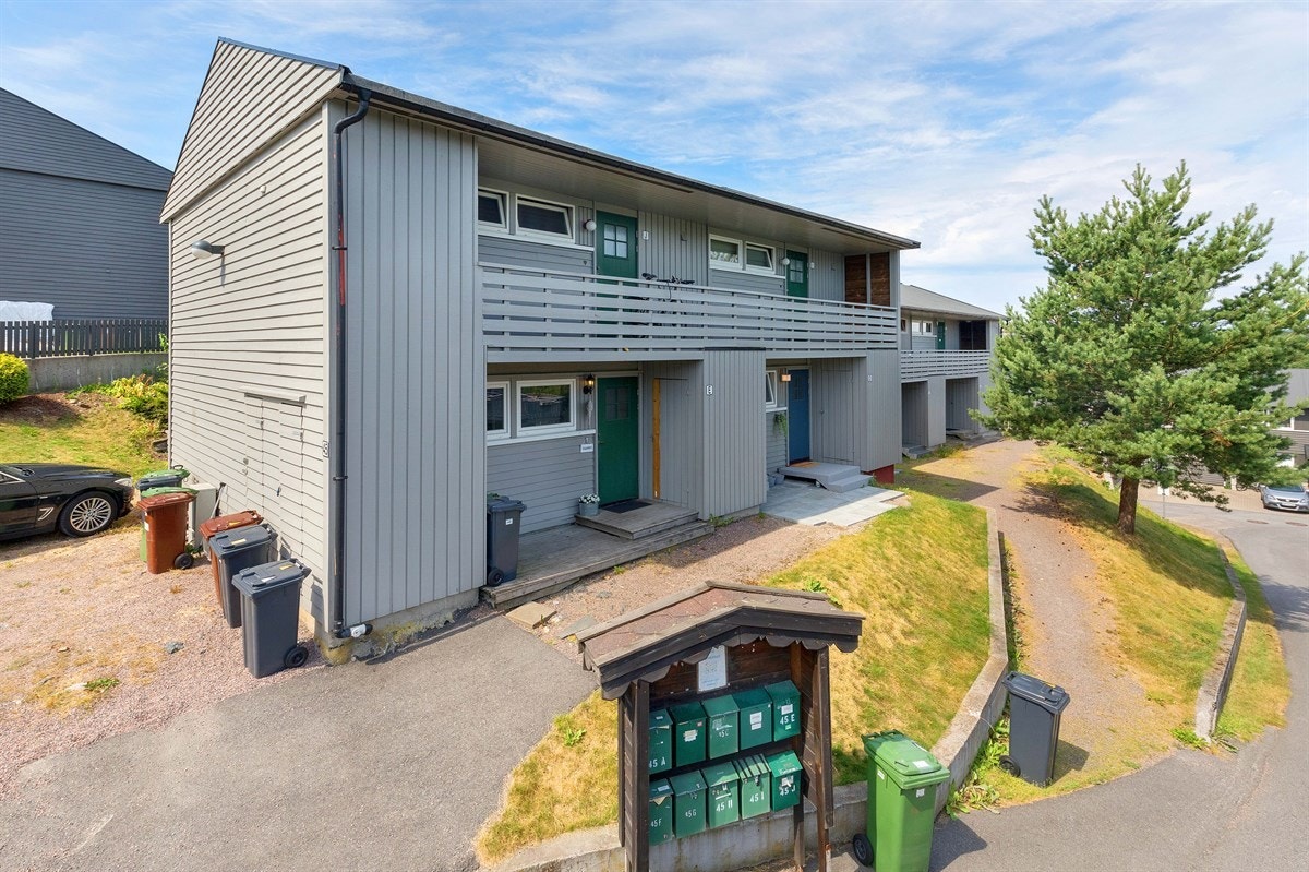 Fasade - Framside Galleribilde