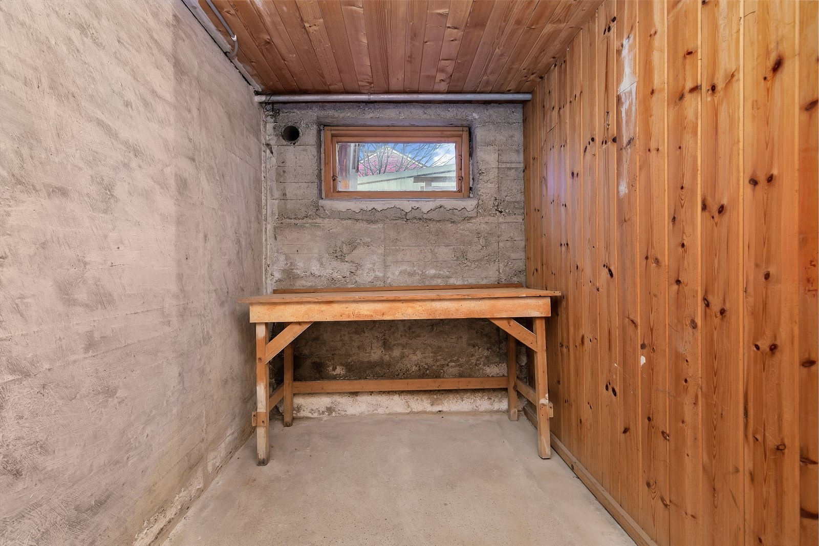 En av 3 boder Galleribilde