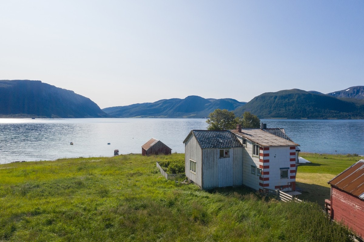 Indre Elgsnes Galleribilde