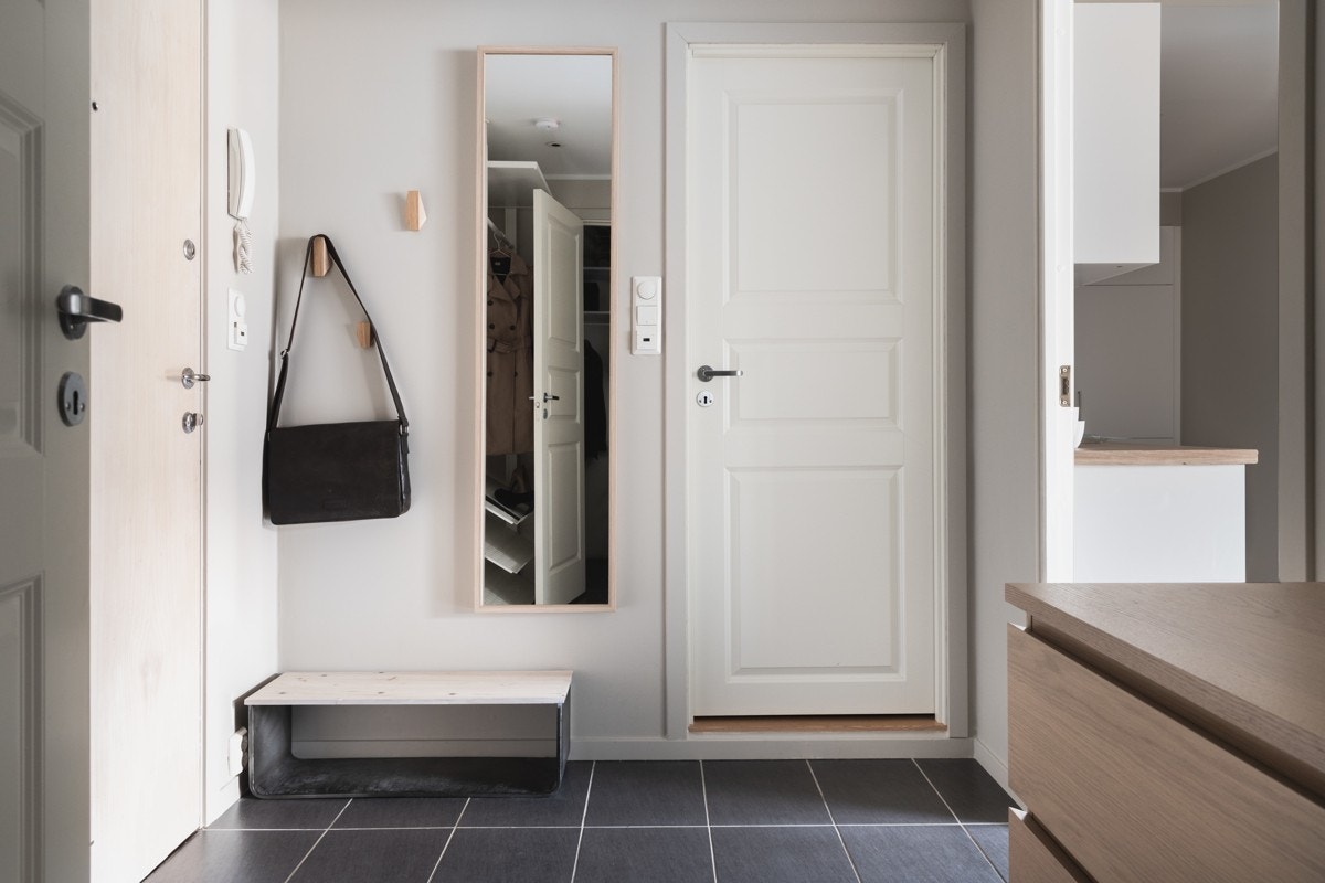 Til venstre fra entré er det tilkomst til badet. Galleribilde
