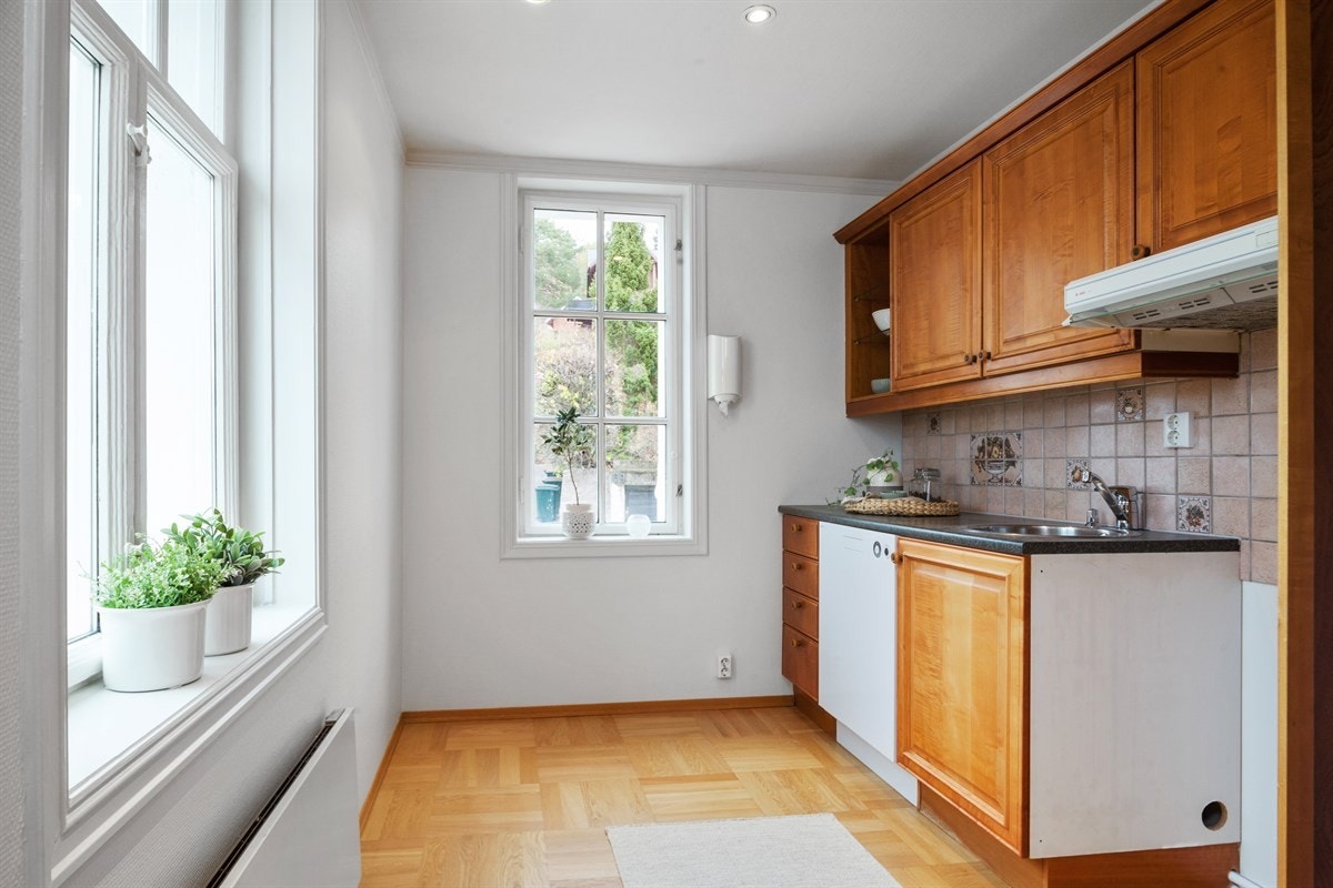 Kjøkkenet er av enkel standard. Galleribilde