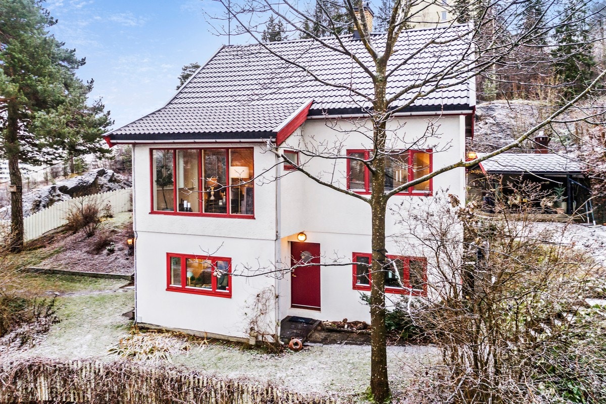 Boligen sett mot stuesiden Galleribilde