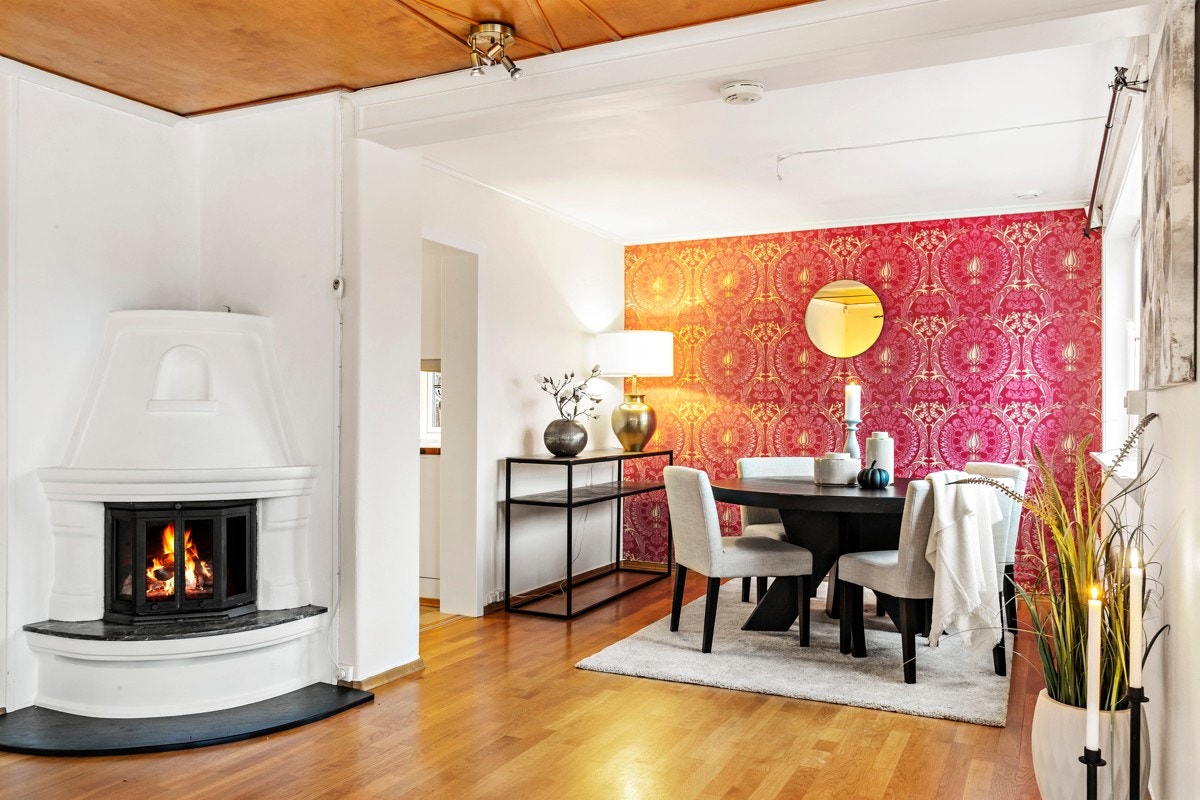 Stue/ Spisestue med peis Galleribilde