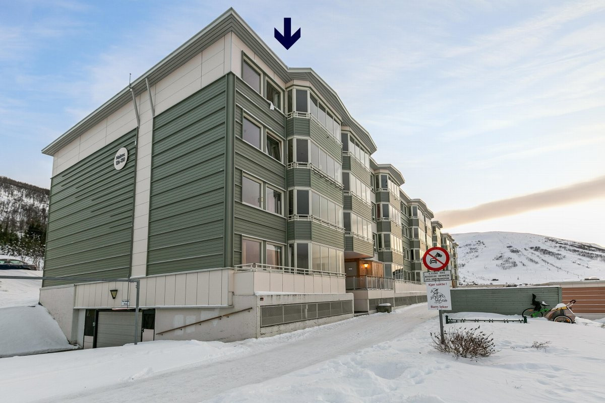 Leiligheten ligger i 4. etasje med en flott utsikt!