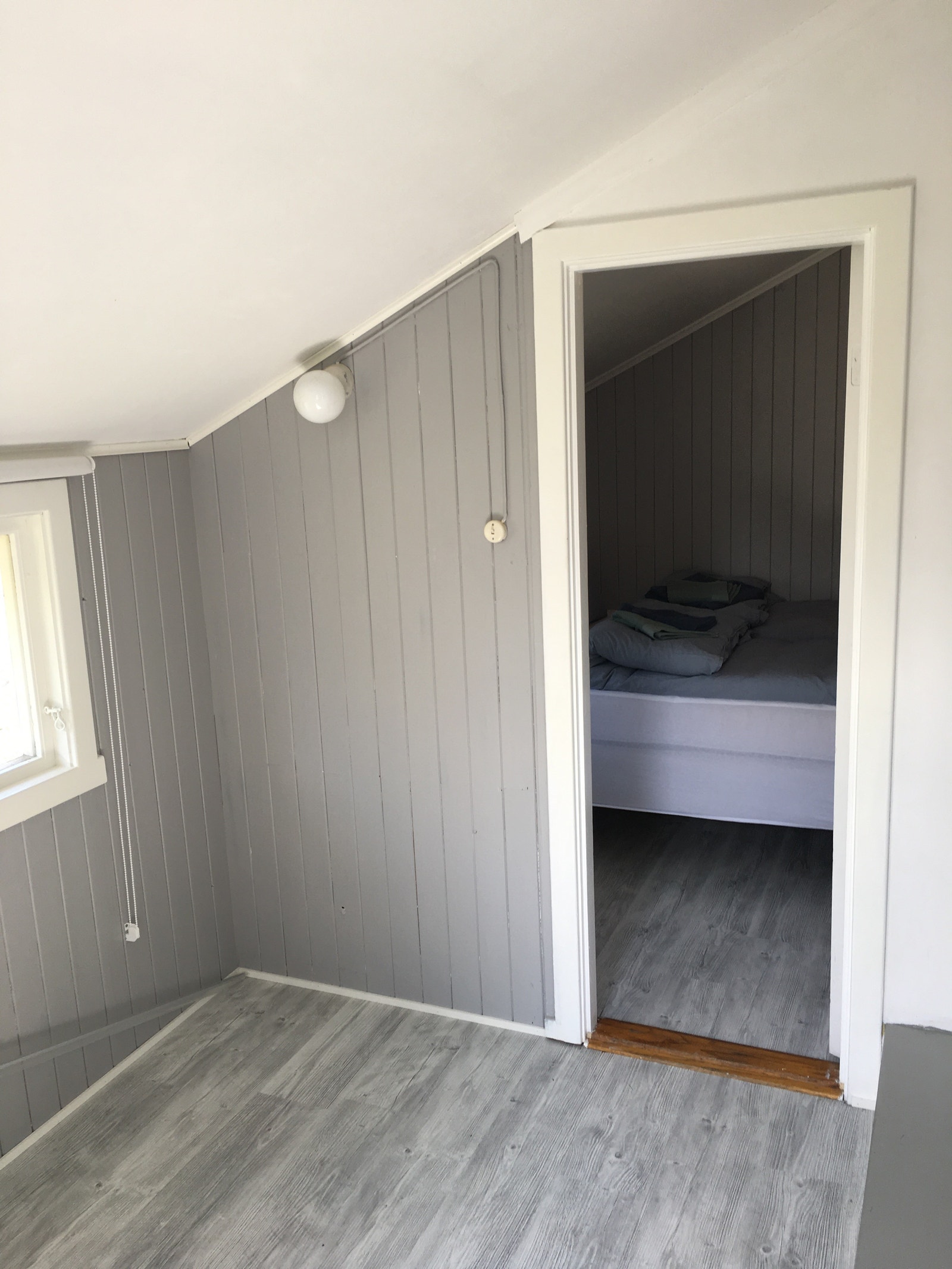 Yttergang inn til et soverom Galleribilde