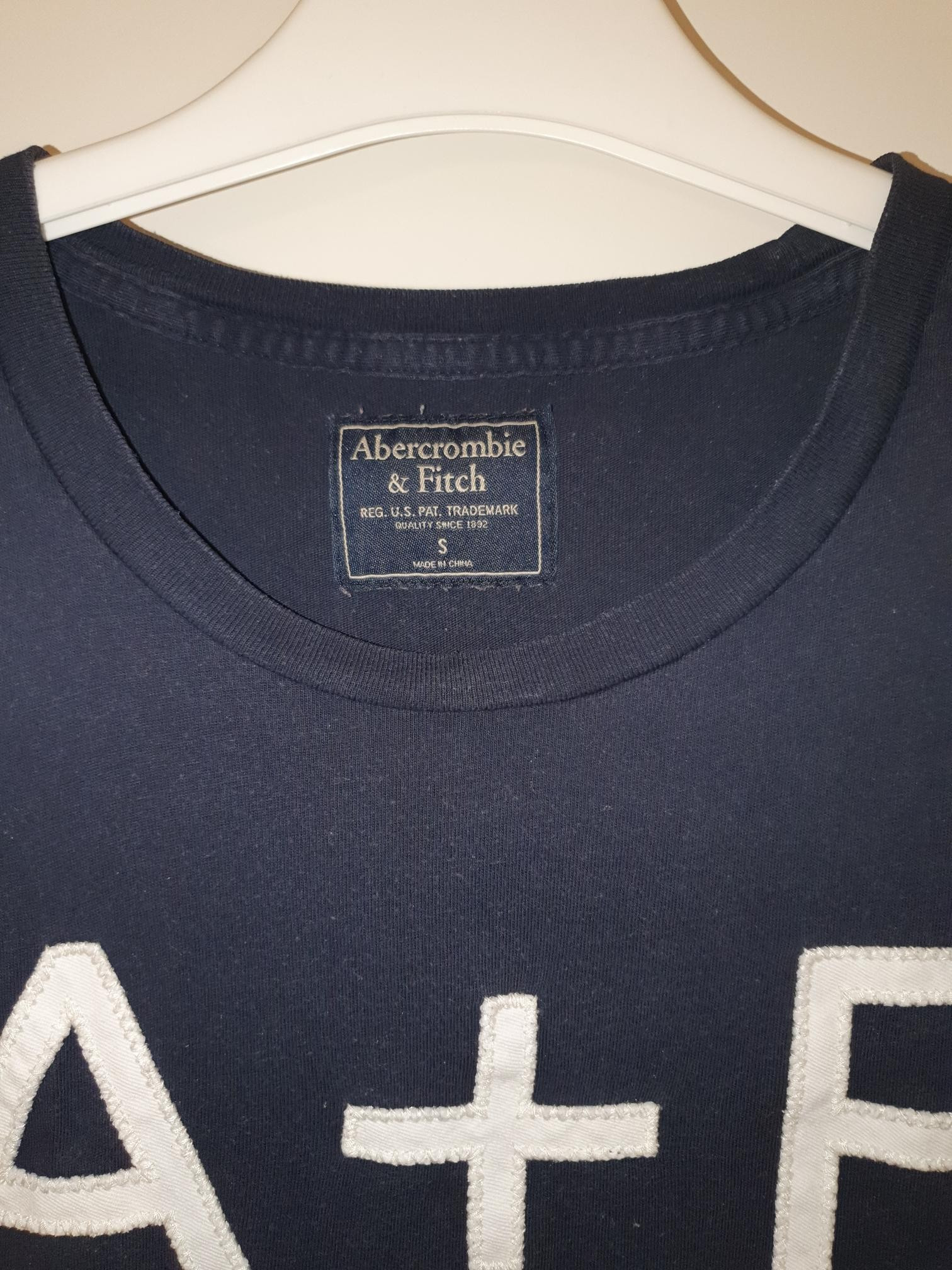 Abercrombie & Fitch t skjorte i str S | FINN.no Abercrombie & Fitch t skjorte i str S | FINN.no