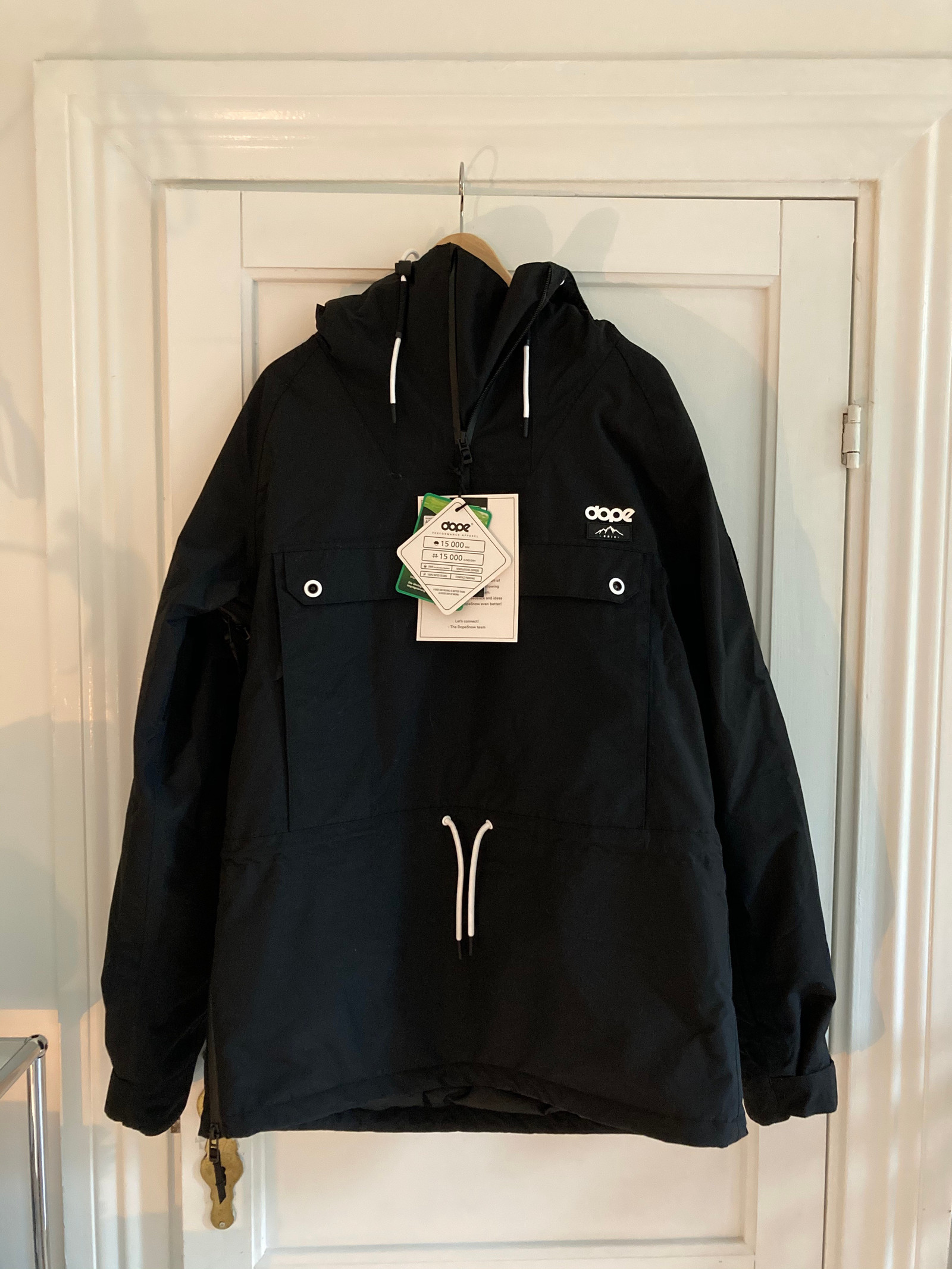 DOPE Annok Snowboardjakke | FINN.no Dope snowboard jakke og bukse . St ( L ) | FINN.no