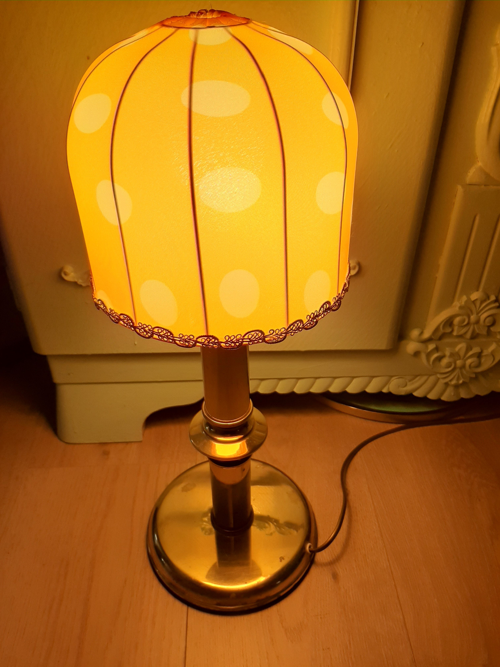 70 talls lampe | FINN.no Kjempekule Original Barn Light Electrics lamper | FINN.no