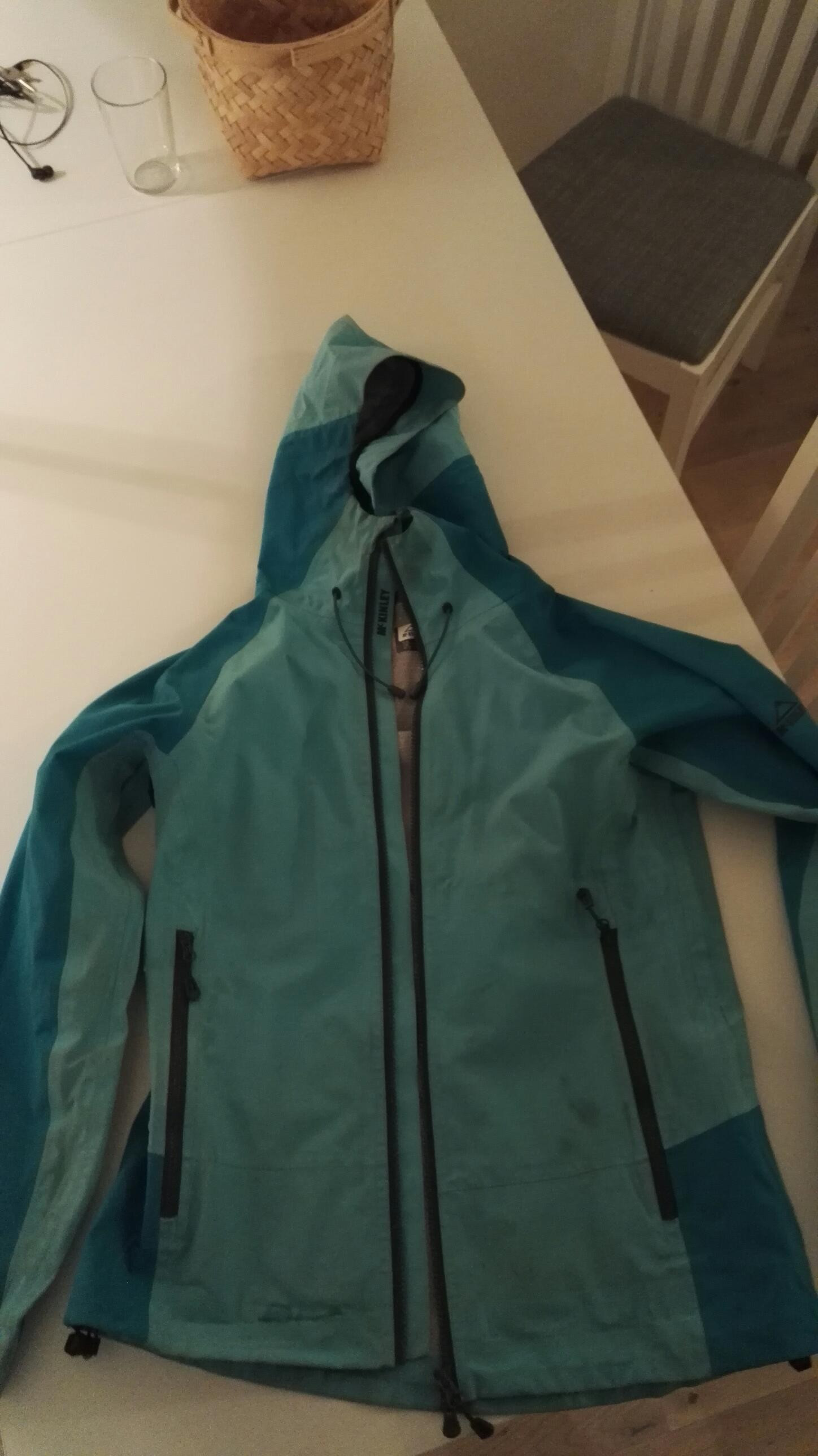 Kilmanock Softshell jakke, dame | FINN.no Kilmanock Softshell jakke, dame | FINN.no