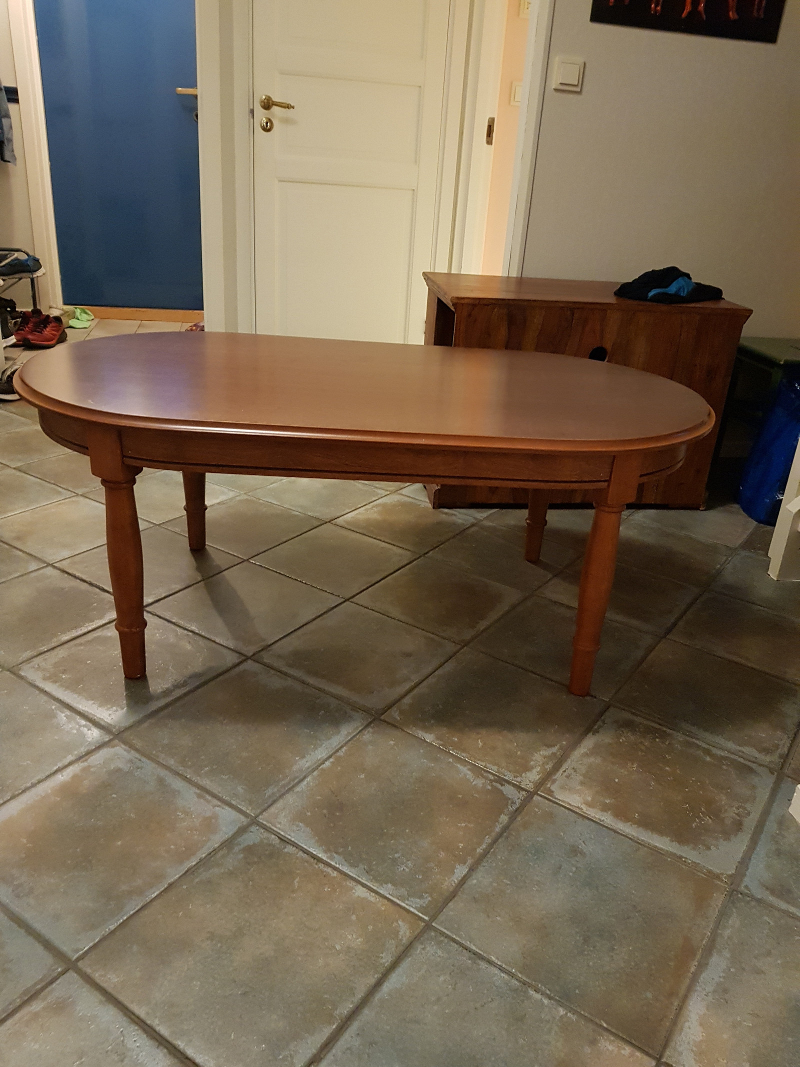 Salongbord | FINN.no Teak salongbord i god stand | Salongbord, Spisebord, Leilighet