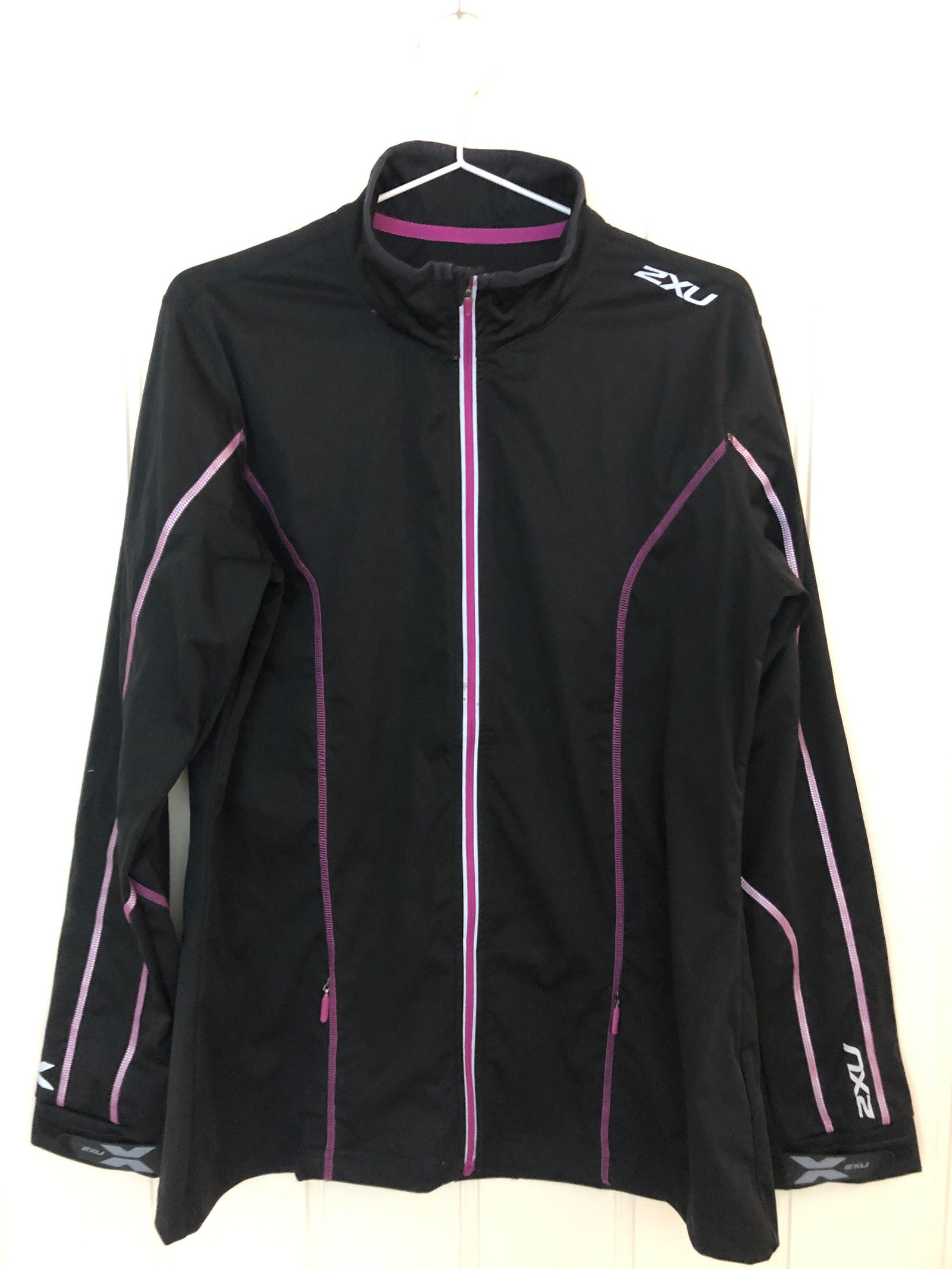 2XU tykk løpejakke med masse stretsj str xl | FINN.no 2XU jakke dame str L | FINN.no