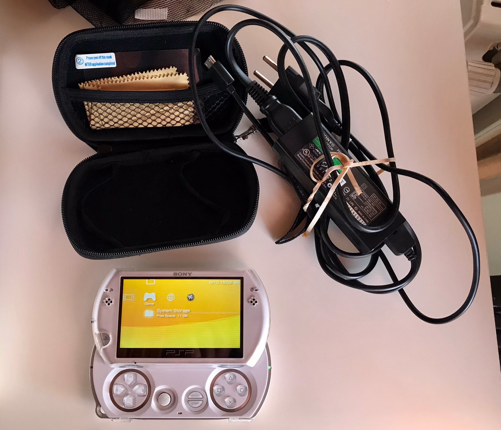 psp go | FINN.no STRØKEN PSP GO! | FINN.no