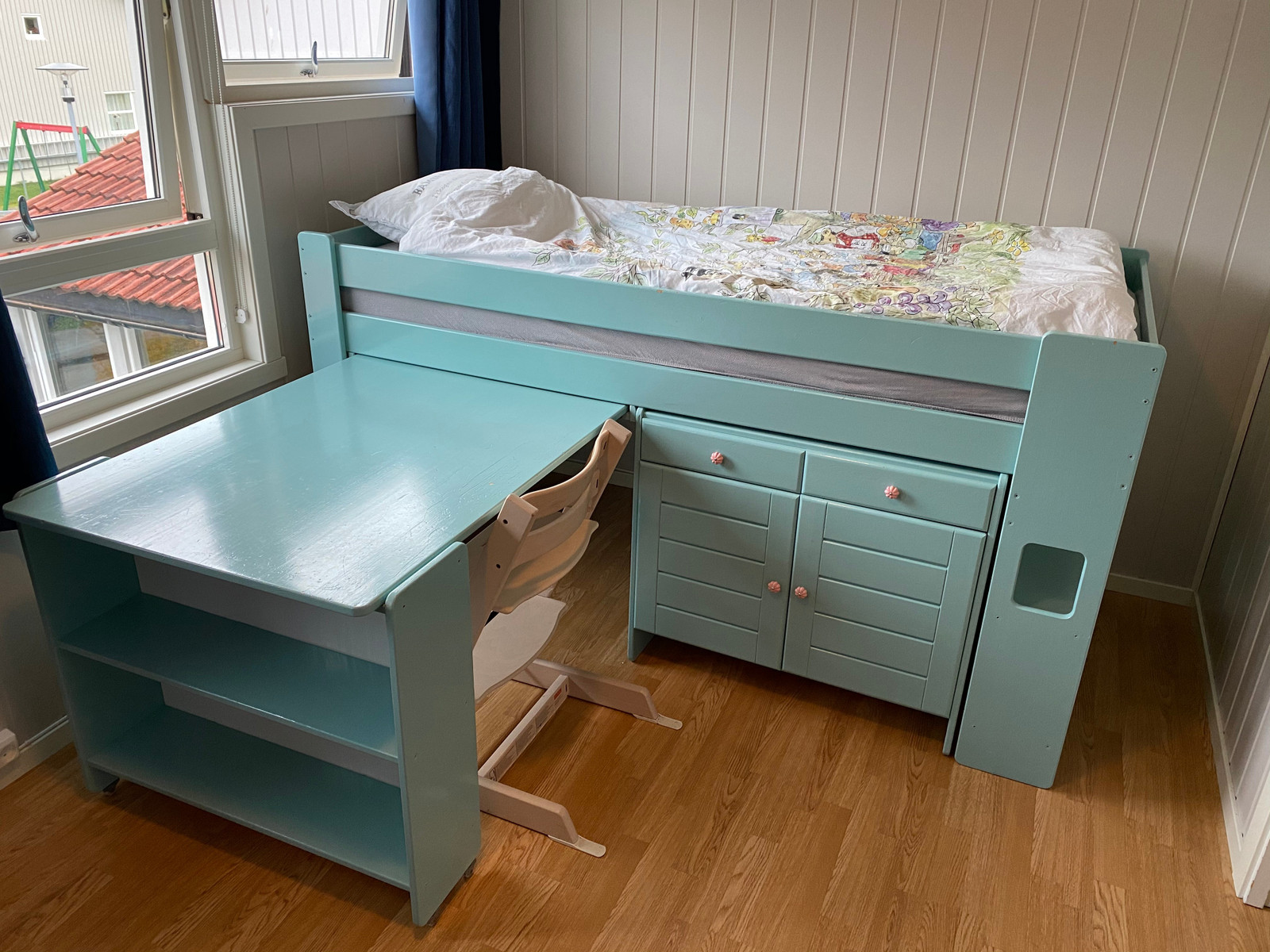 Stompa Cabin seng | FINN.no Pent brukt Stompa seng med skrivebord | FINN.no