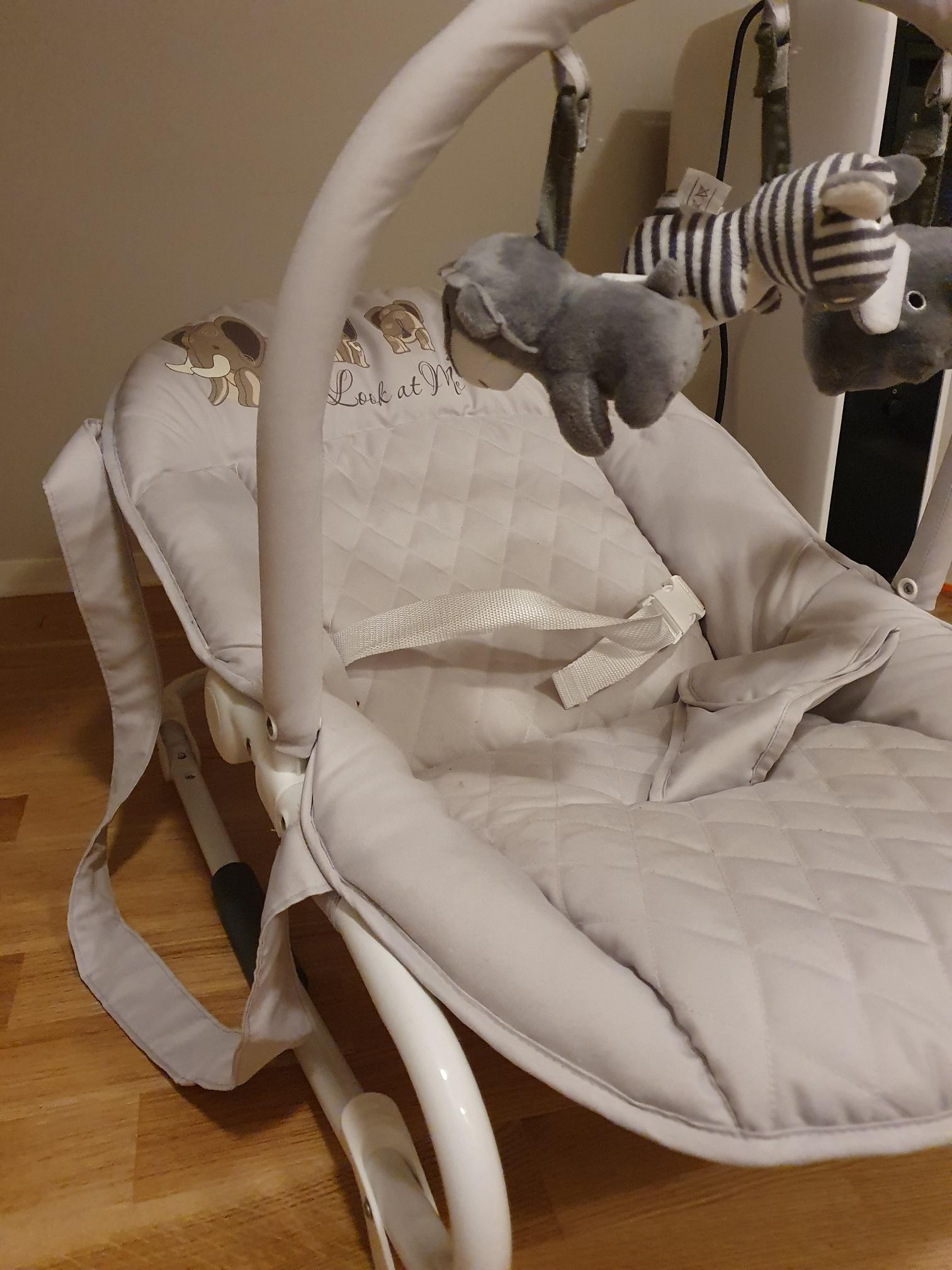Vippestol fra Basson Baby | FINN.no Basson Baby Stol på Stol | FINN.no