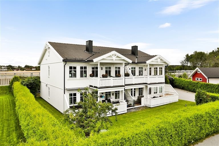 Leilighet / veranda Øverst til venstre Galleribilde
