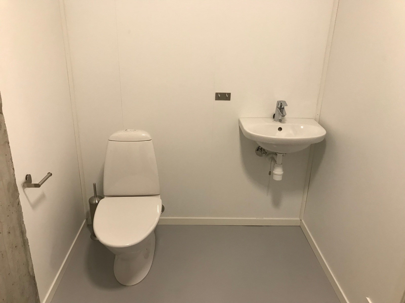 Ekstratoalett på vaskerom i 1. etg Galleribilde