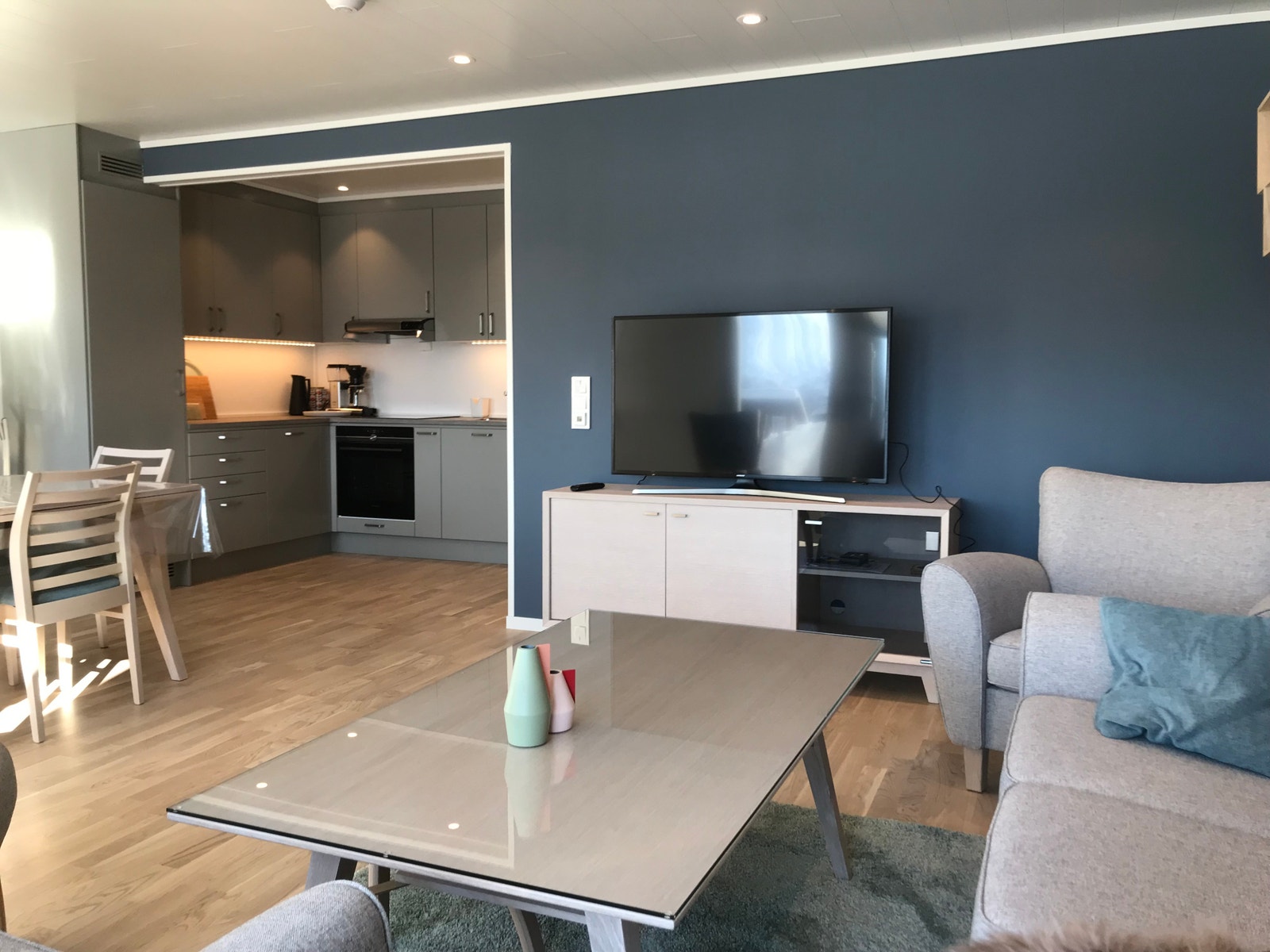 Kjøkken, stue Galleribilde