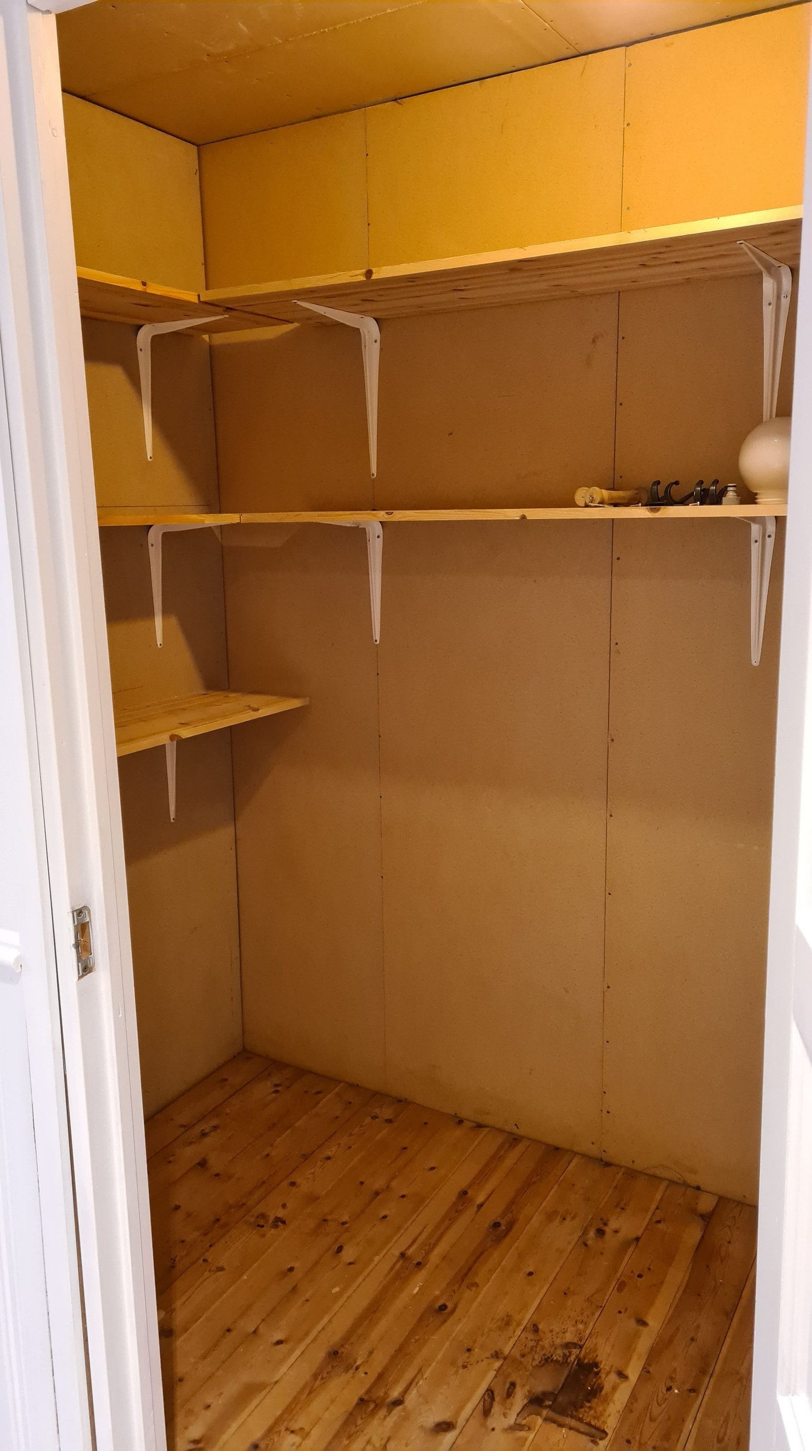 Romslig innvendig bod Galleribilde
