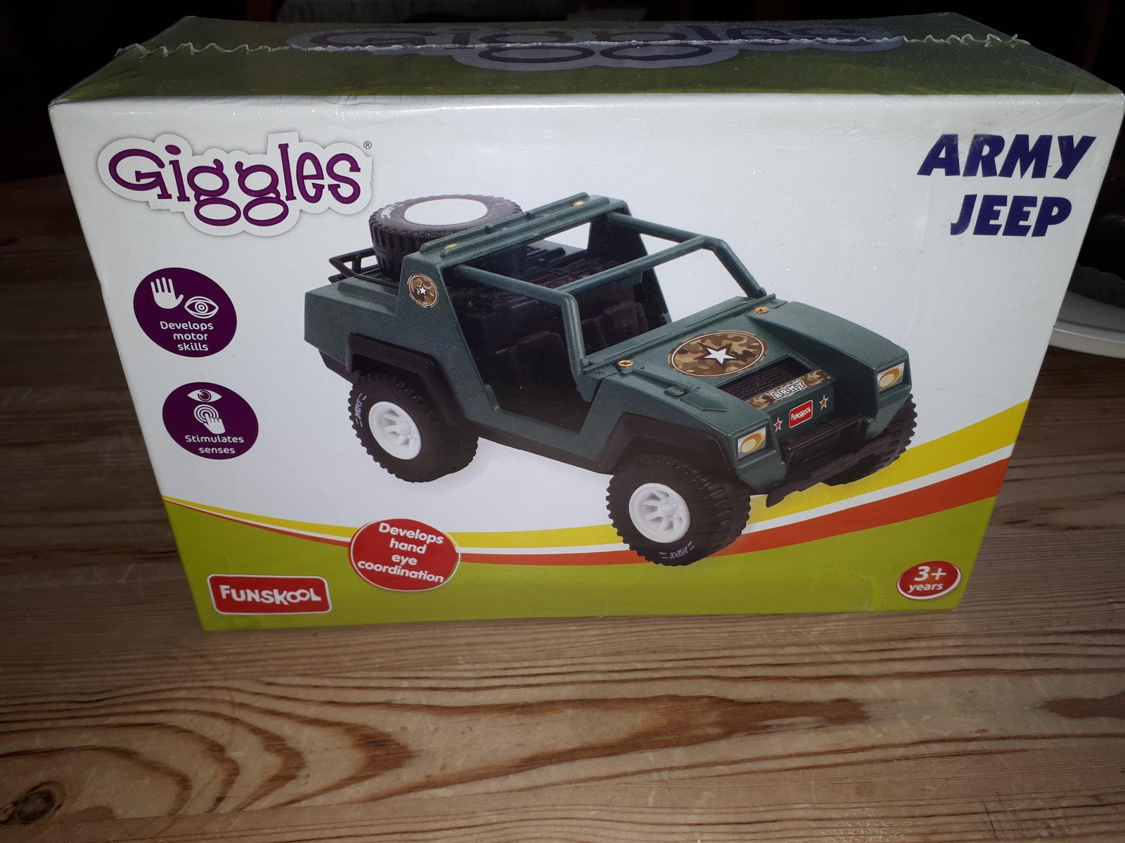 funskool army jeep