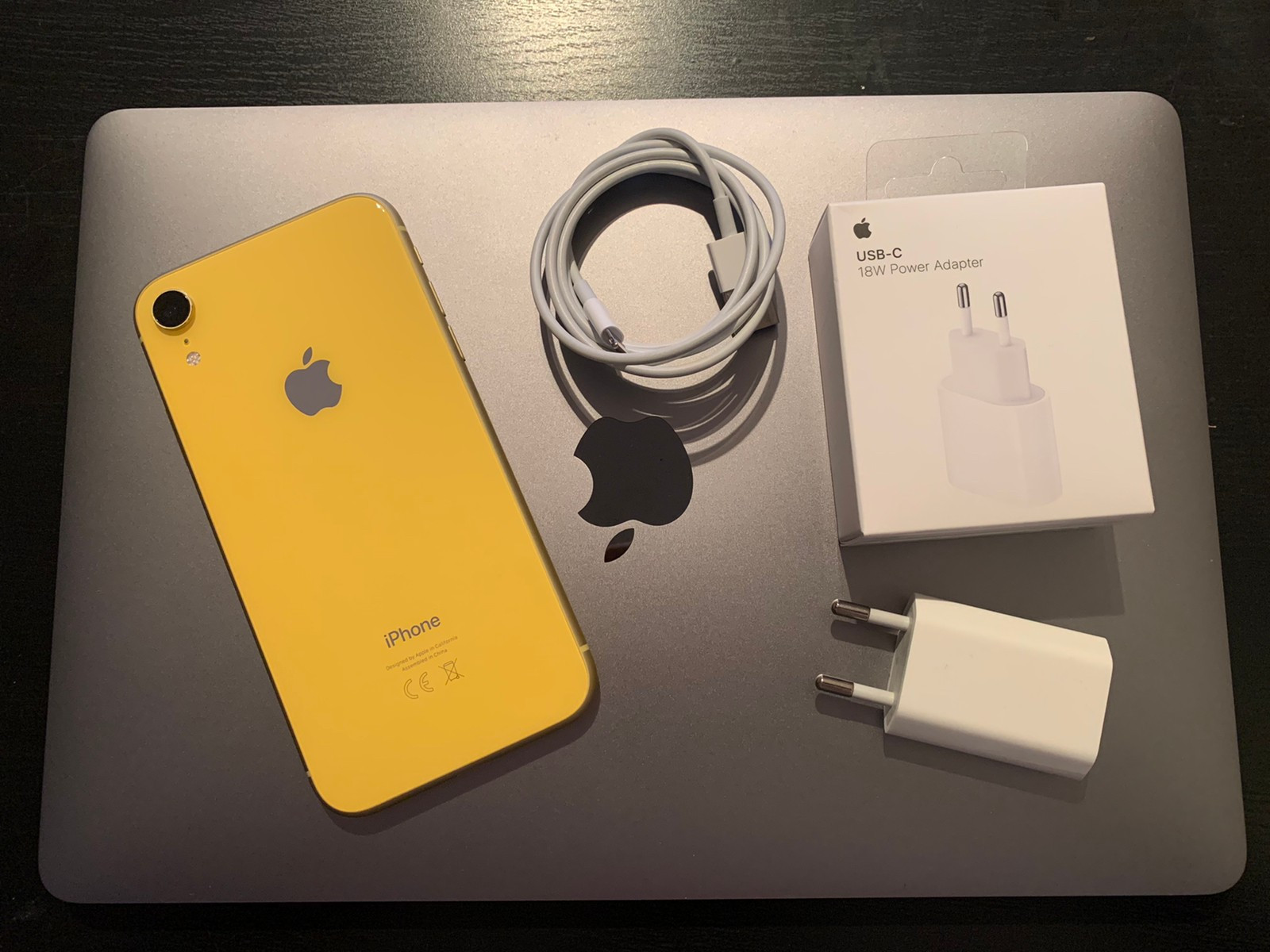 Apple iPhone XR 64 GB gull | FINN.no APPLE IPHONE 8 64GB GULL Power.no