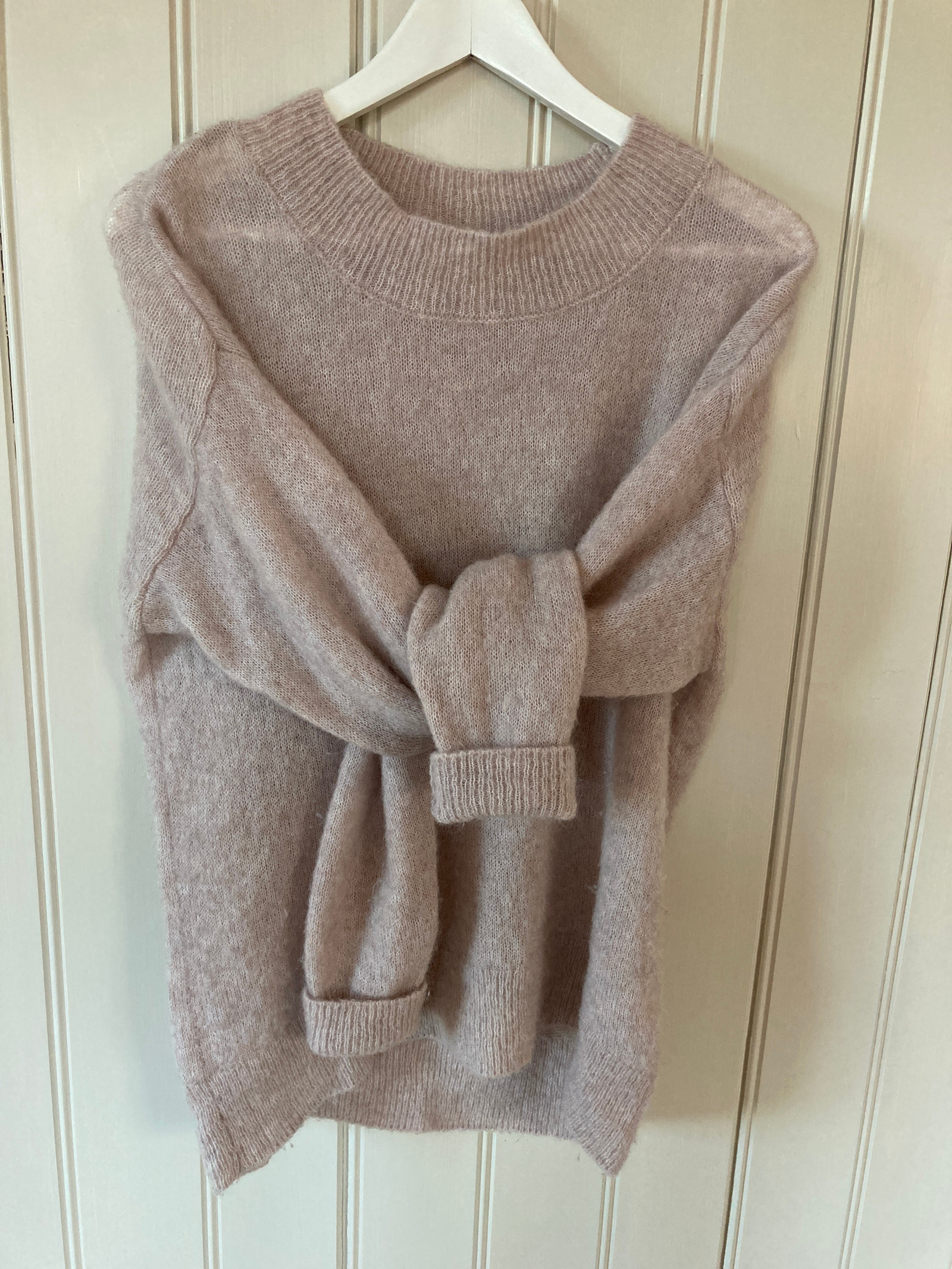 Dus rosa Mohair Blend genser fra H&M, stor str M. Ny pris H&M mohair blend genser (3FOR2) | FINN.no