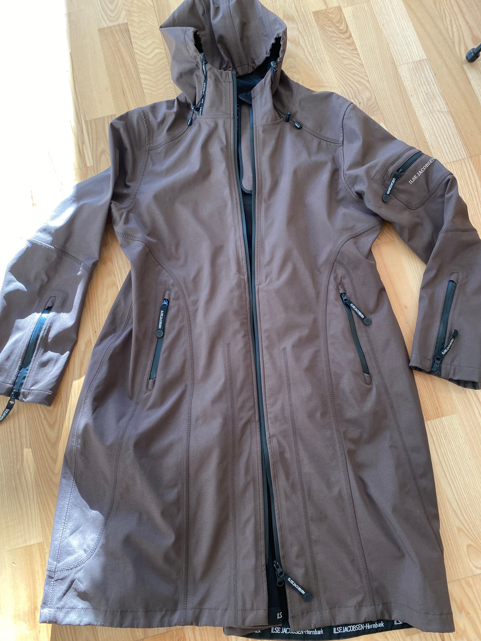 Ilse Jacobsen softshelljakke | FINN.no Ilse Jacobsen softshell jakke regnjakke | FINN.no