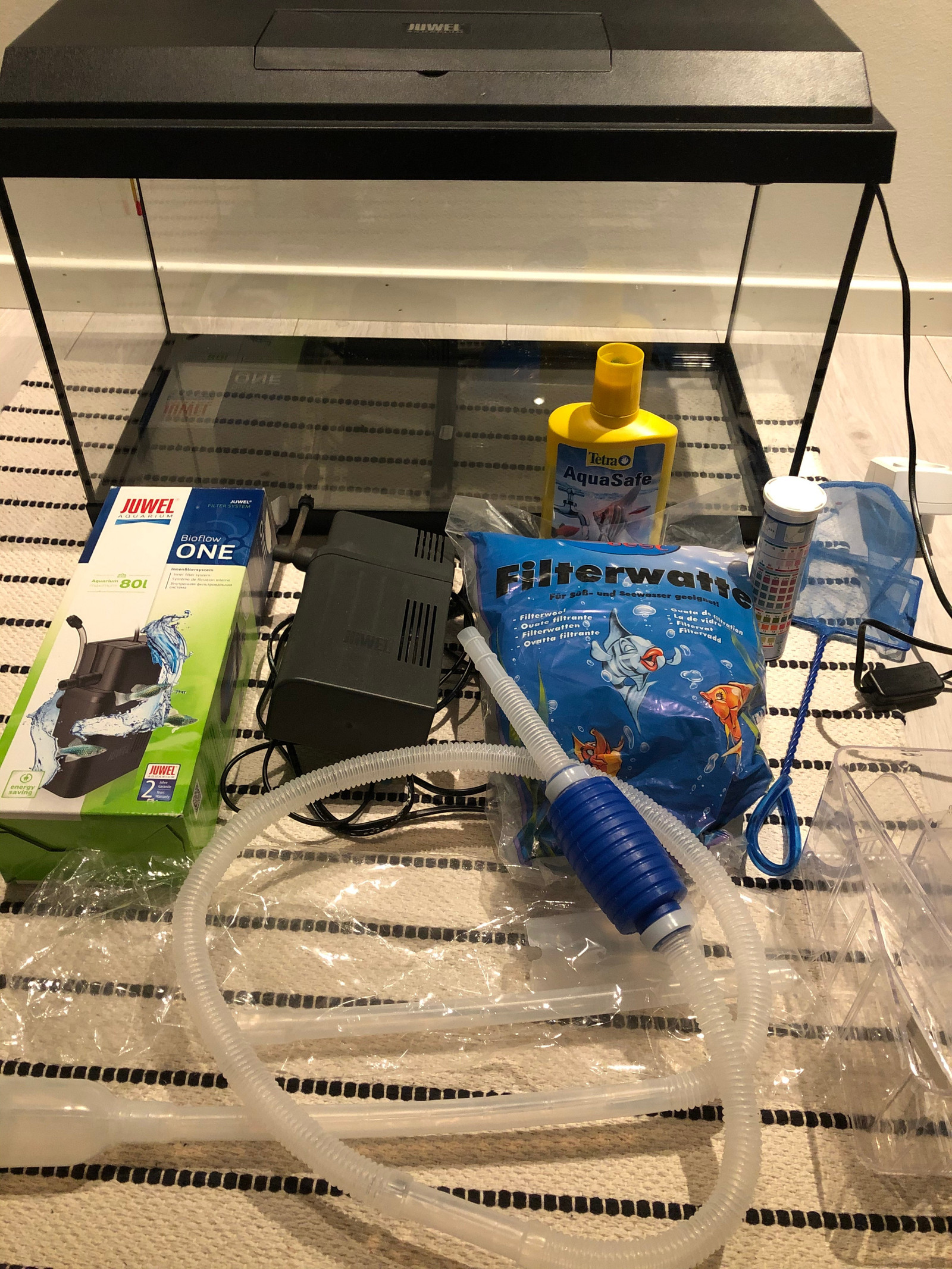 Akvarium 70 L pent brukt med alt utstyr | FINN.no Akvarium 70 L pent brukt med alt utstyr | FINN.no