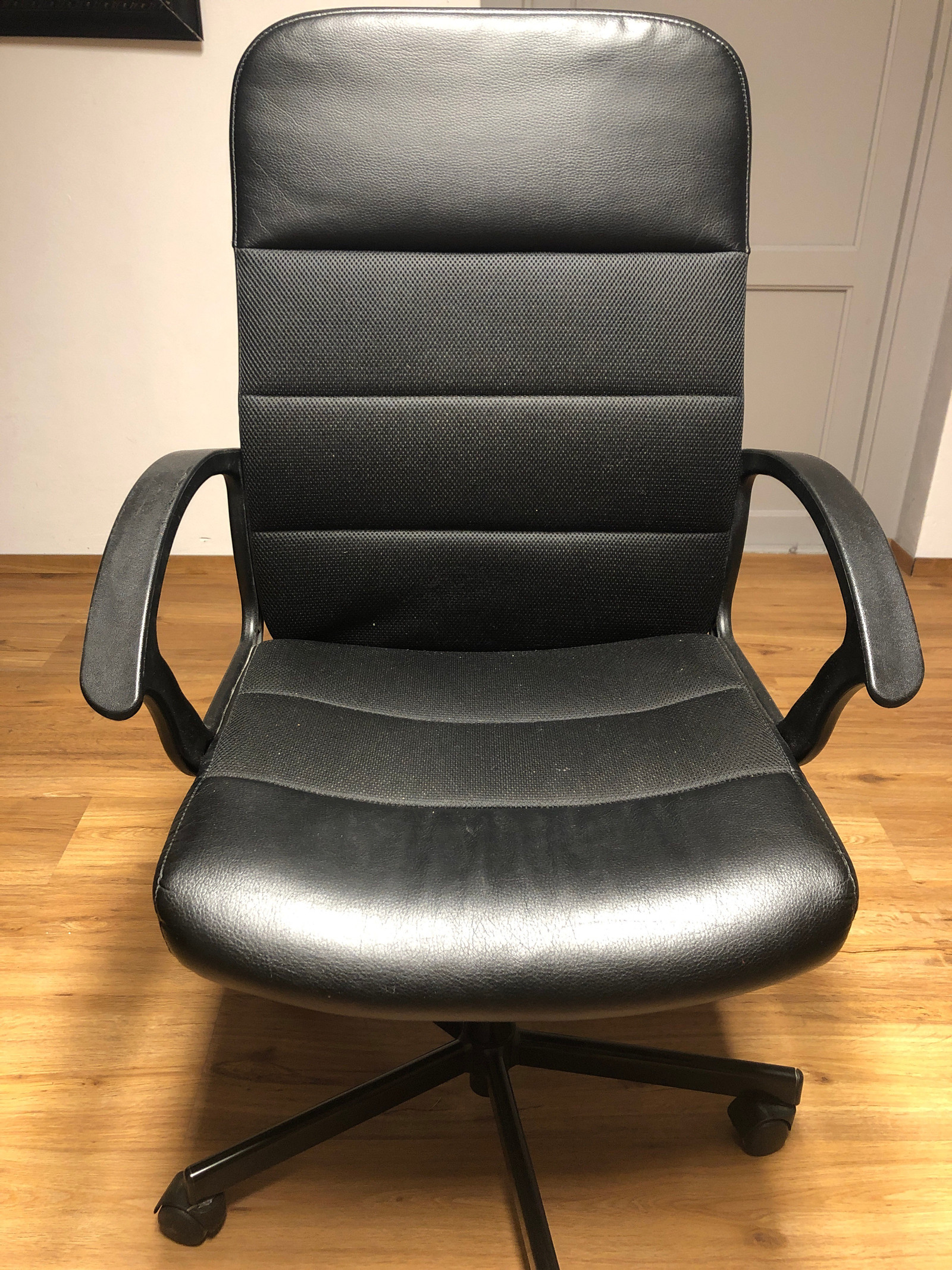 IKEA kontorstol | FINN.no Komfortable IKEA kontorstol selges | FINN.no