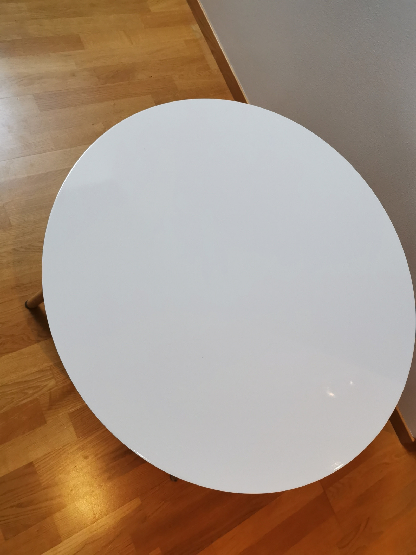 Sofabord GALTEN Ø75 hvit | FINN.no Sofabord Galten • Tise