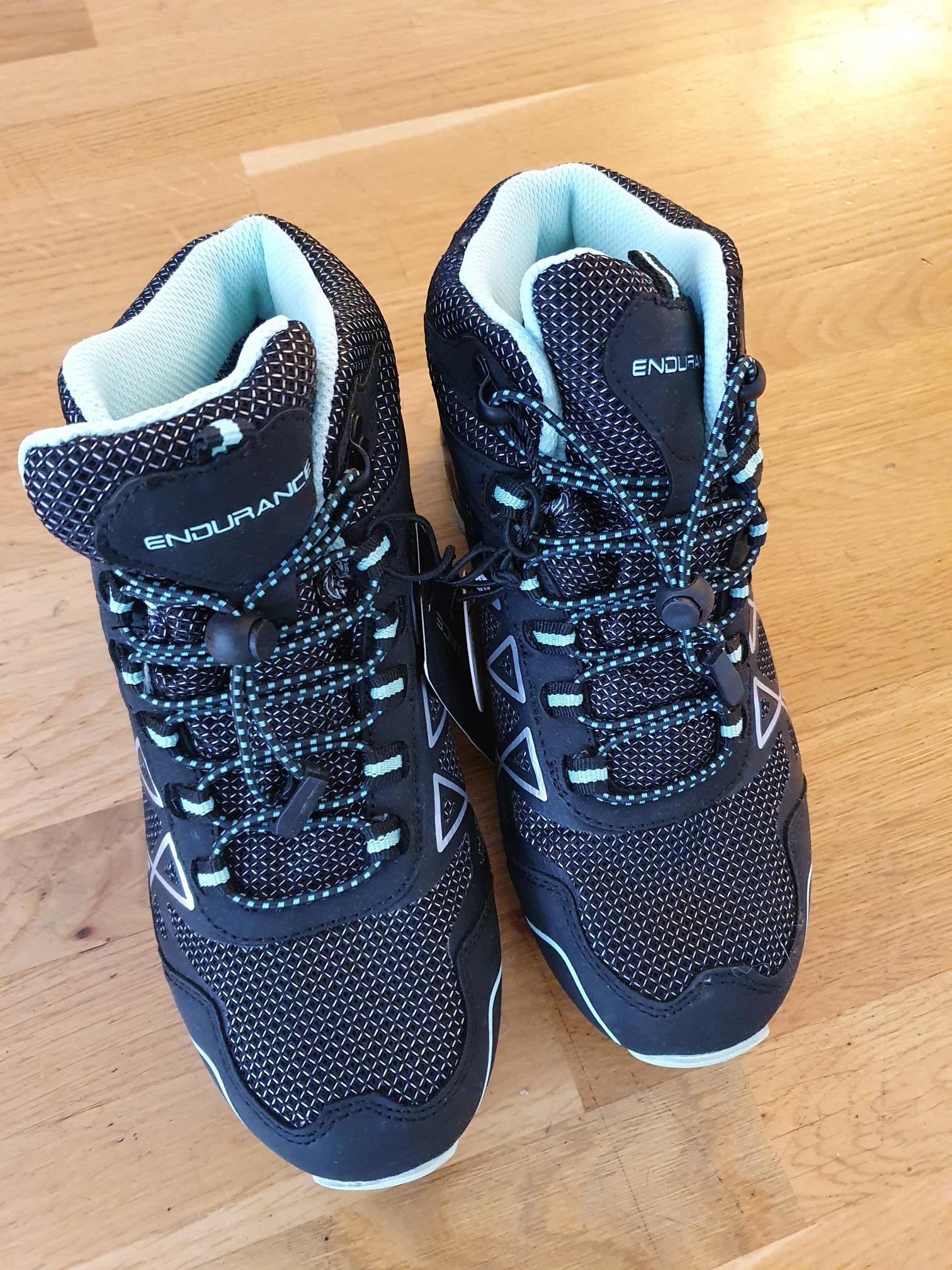 Endurance Tursko | FINN.no Endurance waterproof • Tise