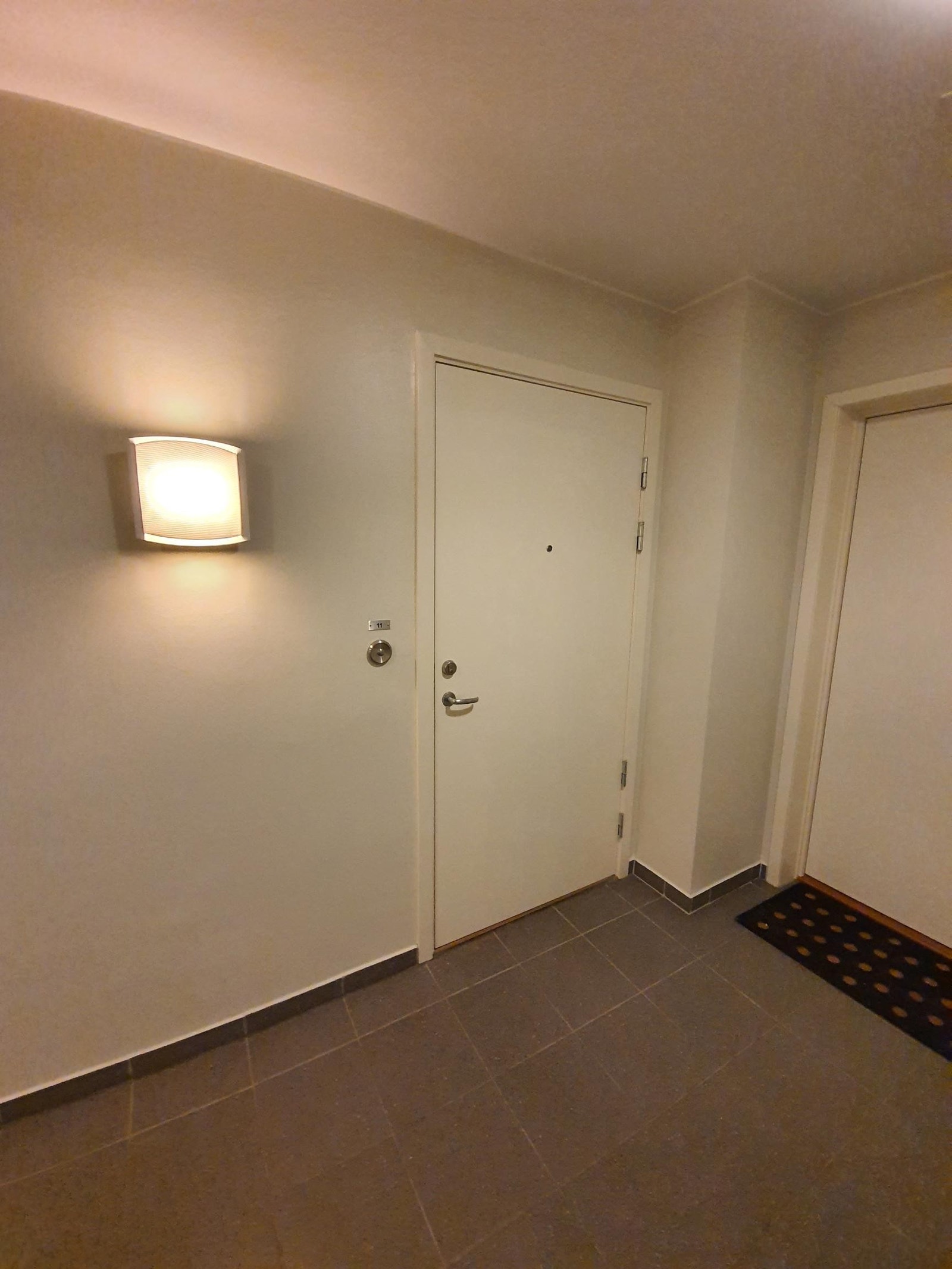 Inngang til leiligheten Galleribilde