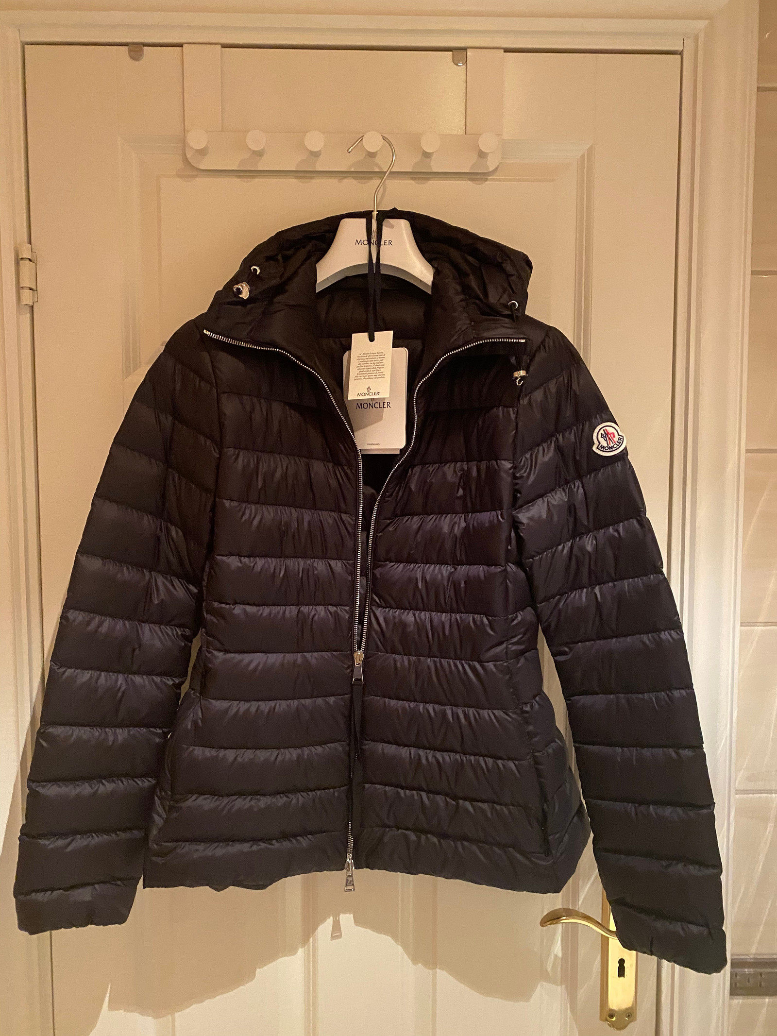 Moncler jakke str. 2 Ny Pris!!! | FINN.no Moncler jakke str 2 | FINN.no