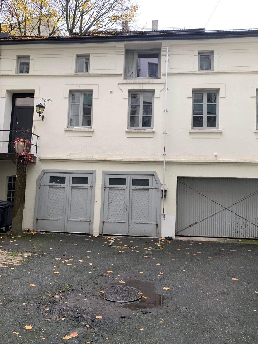 Leiligheten ligger i 1.etasje i Stallbygningen Galleribilde