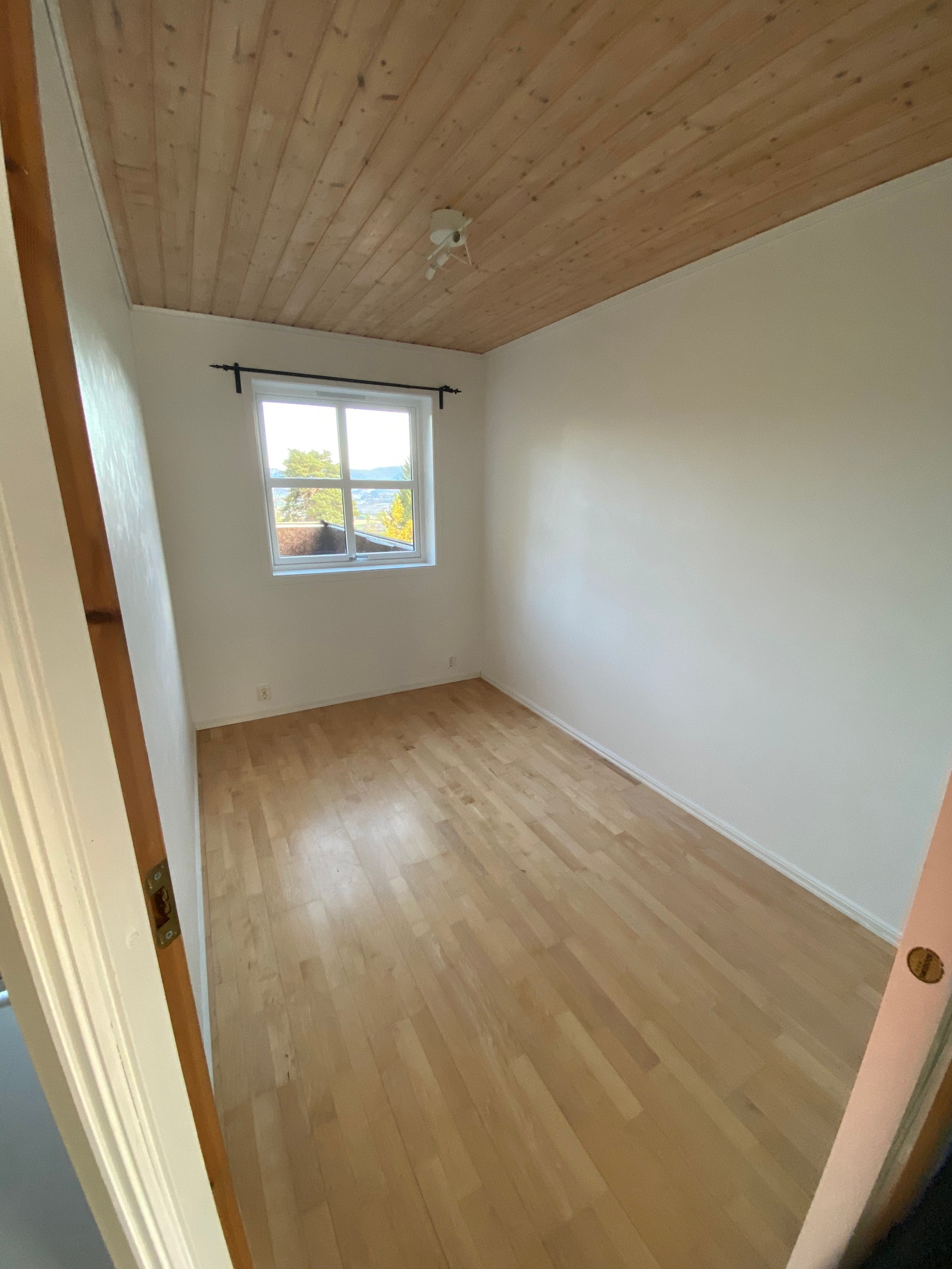 Soverom/kontor 1. etg. Galleribilde