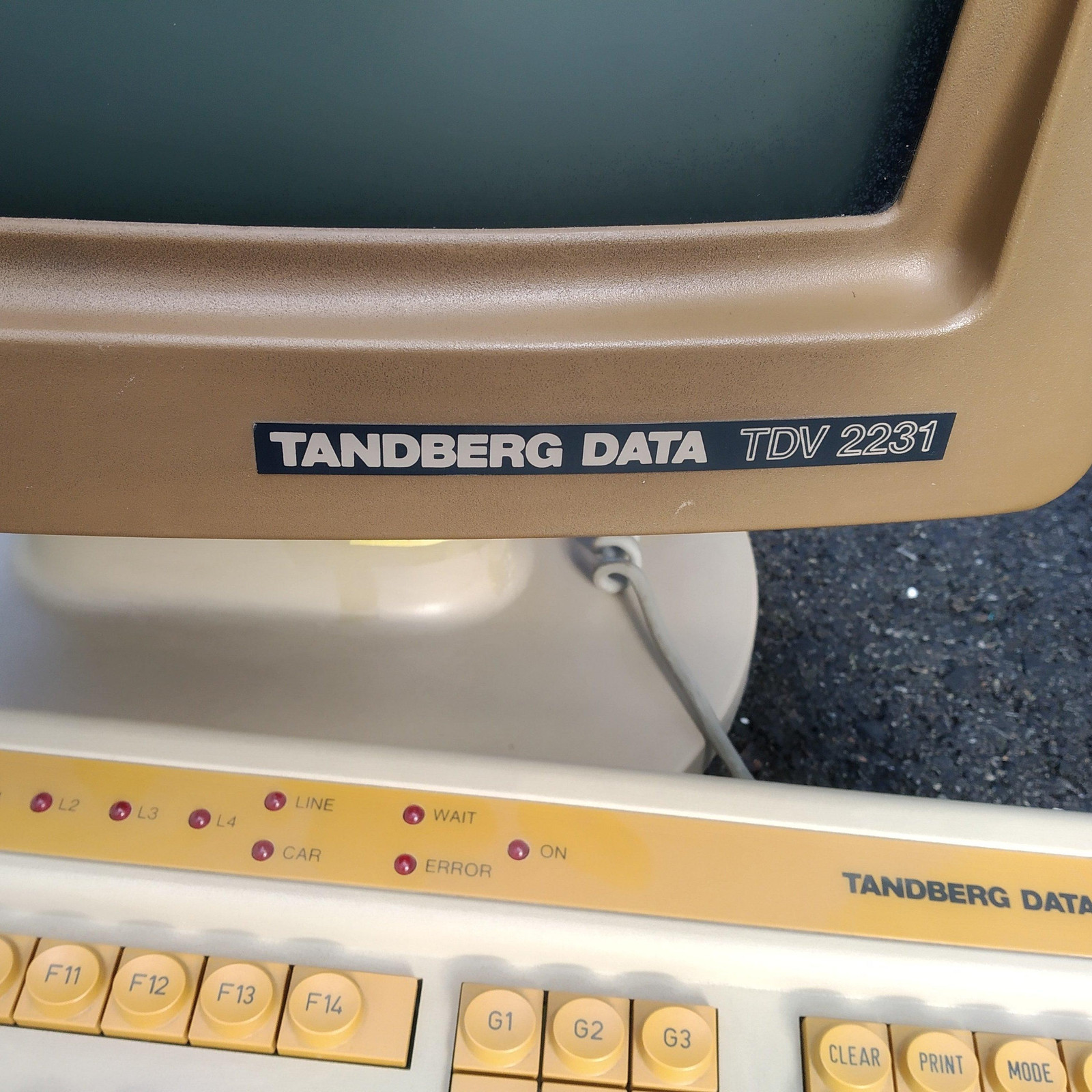 Tandberg terminal fra 80 tallet | FINN.no Tandberg Display TDV 5010 | FINN.no