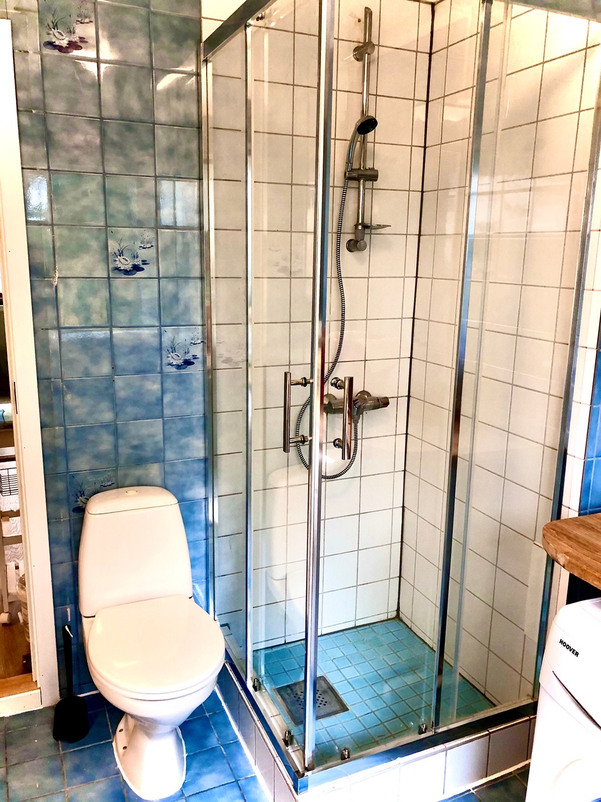 Dusjen er romslig Galleribilde