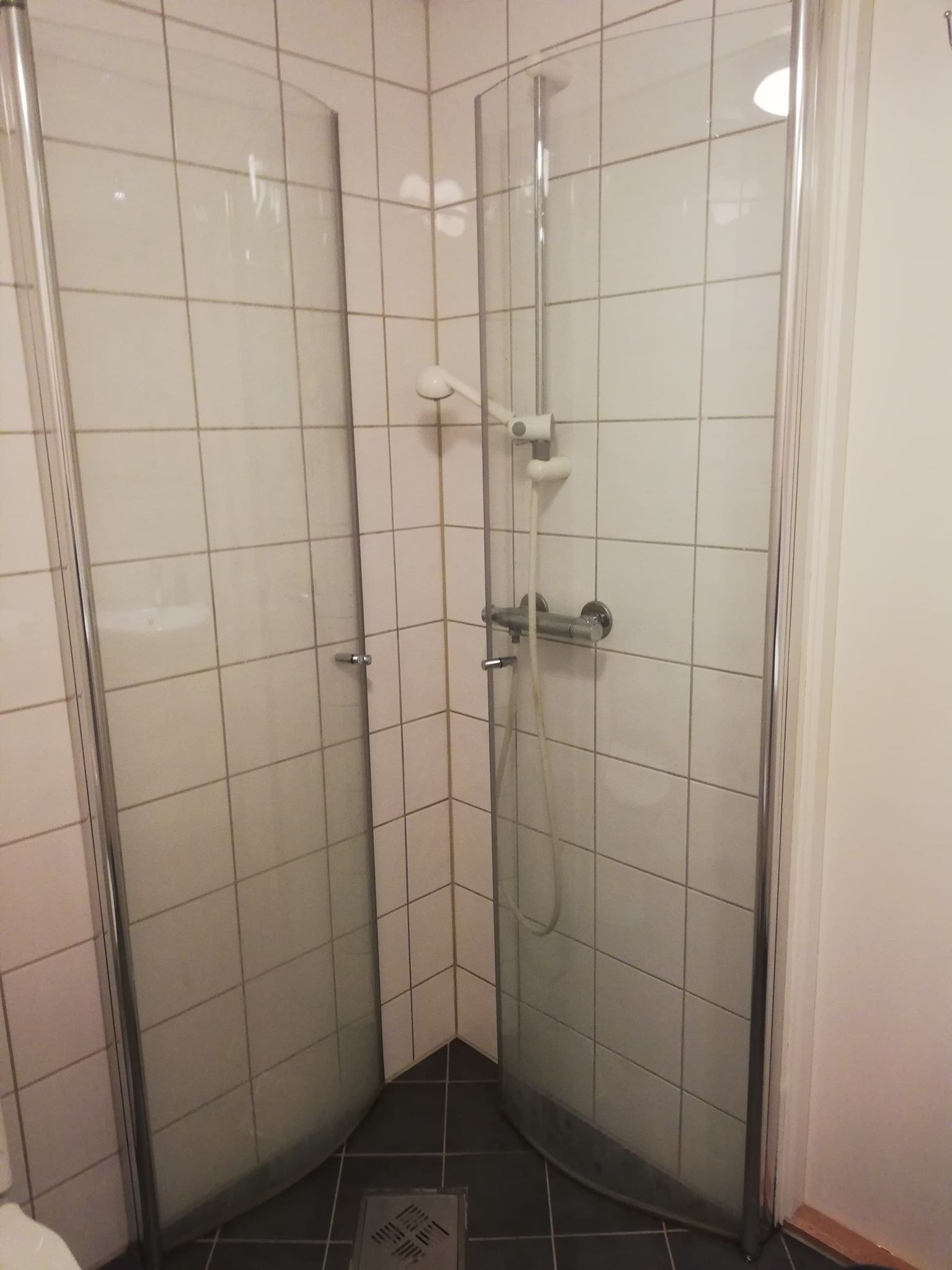 Dusj på bad Galleribilde