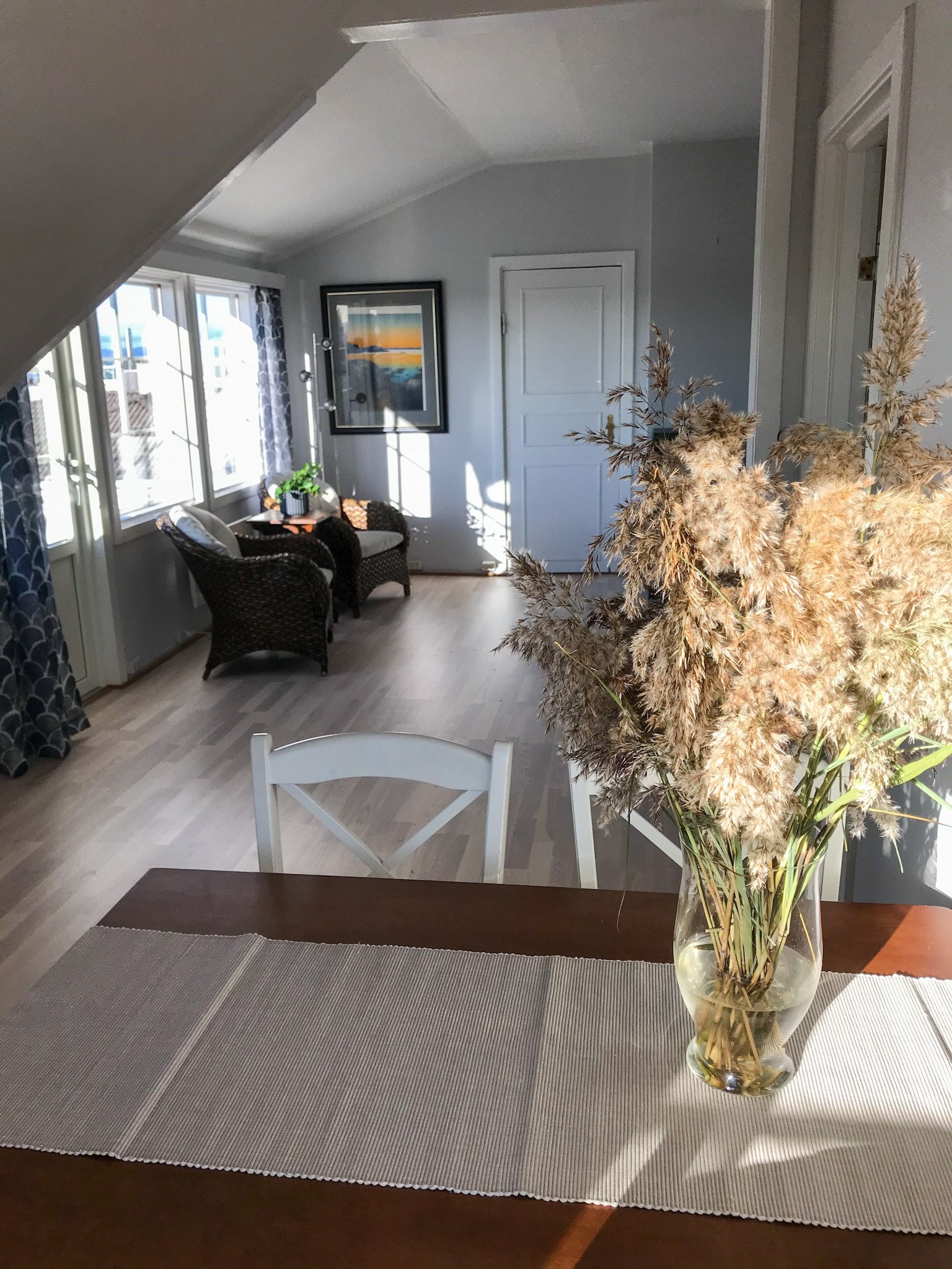 Spisestue mot stue Galleribilde