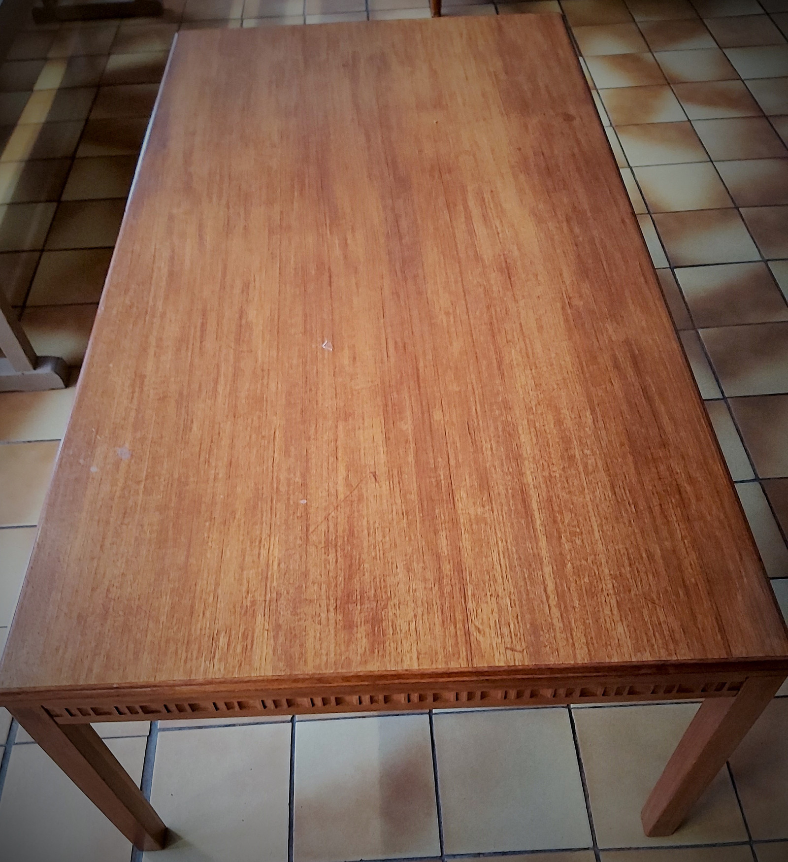 Teak salongbord | FINN.no Teak salongbord mklaffer | FINN.no