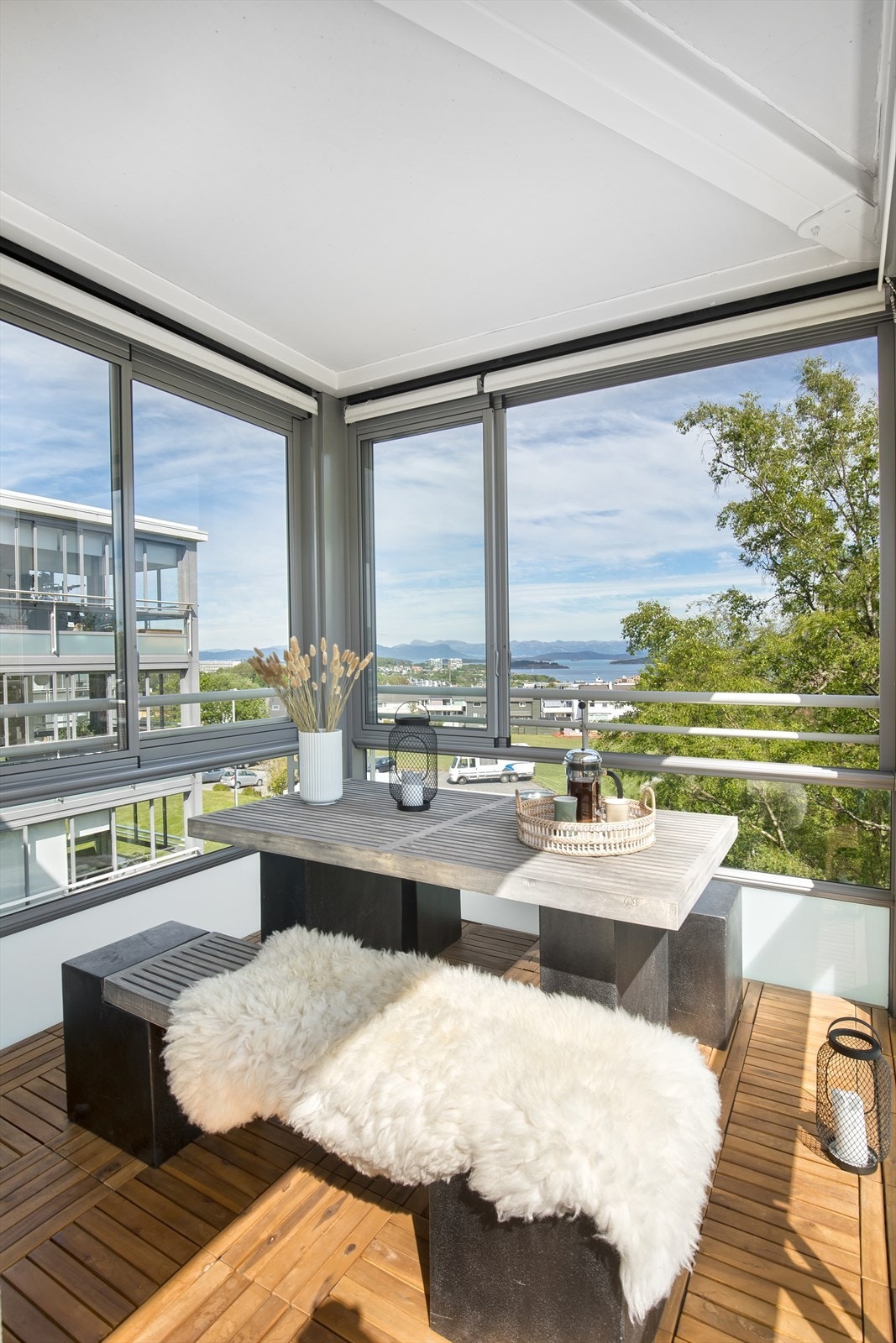 En god plass å til nyte både frokosten, og invitere familie og venner til grilling Galleribilde