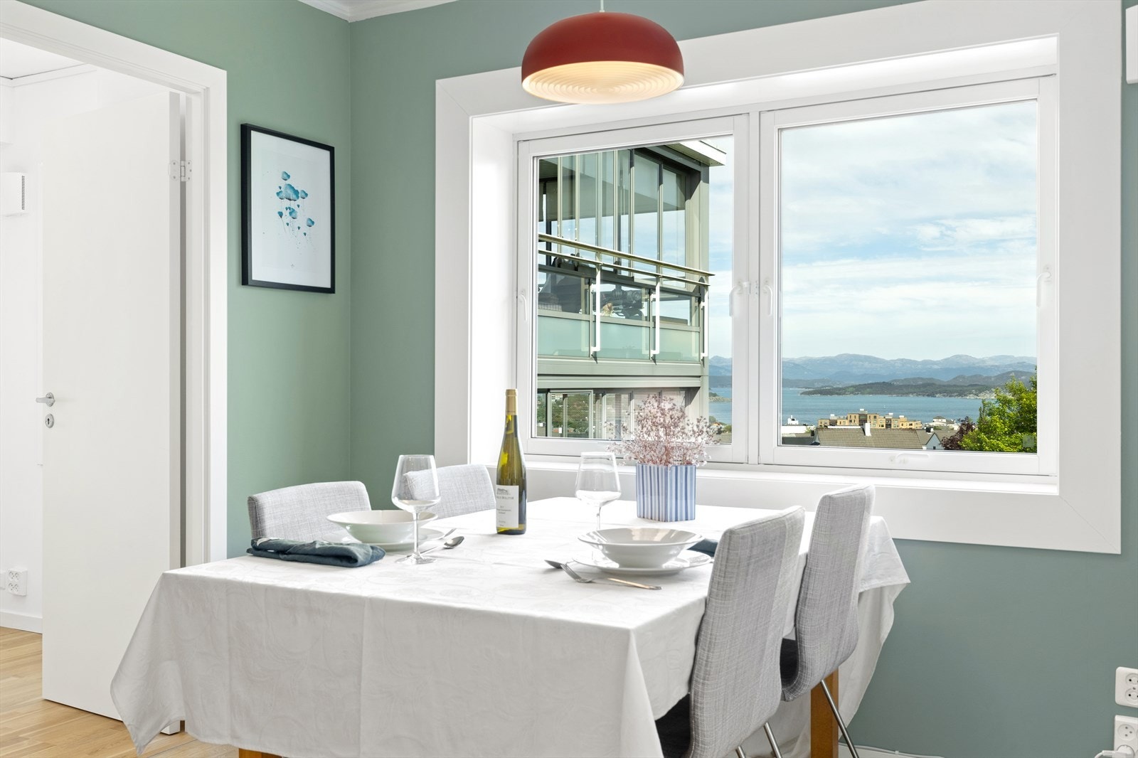 Notar v/Lillian Tunge har gleden av å presentere en kjekk leilighet i Berings gate 21! Galleribilde