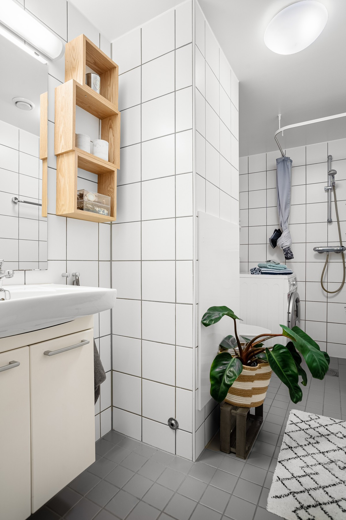 Bad med plassbesparende løsninger