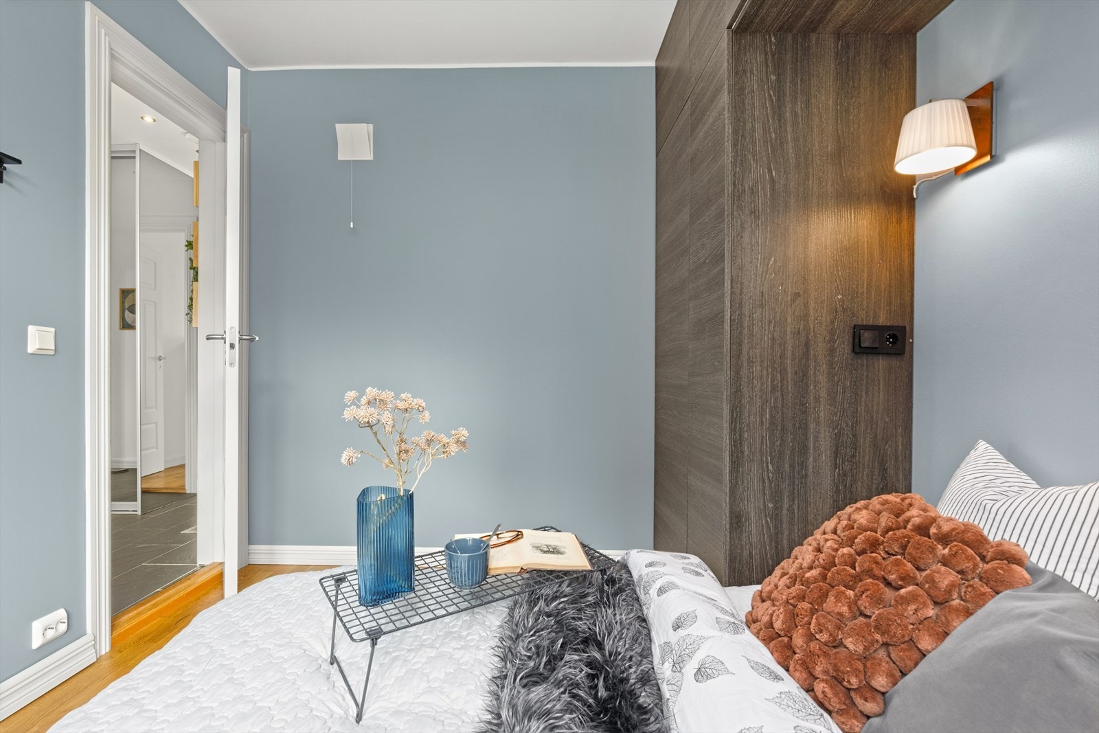 God og stor skapplass Galleribilde