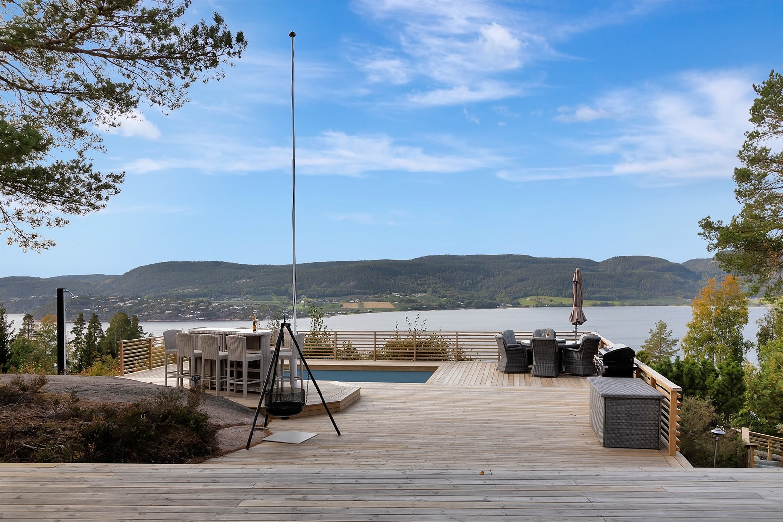 Utsikten fra terrassen Galleribilde